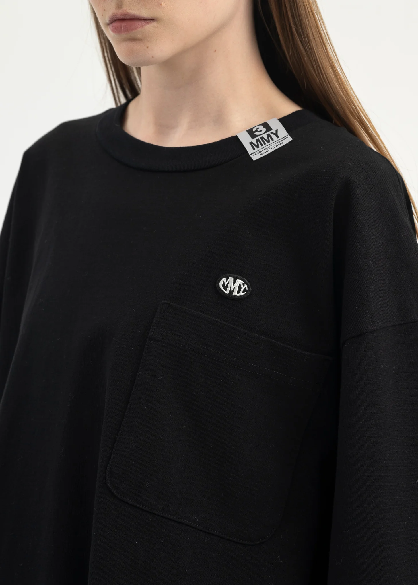 BLACK POCKET TEE - Image 4