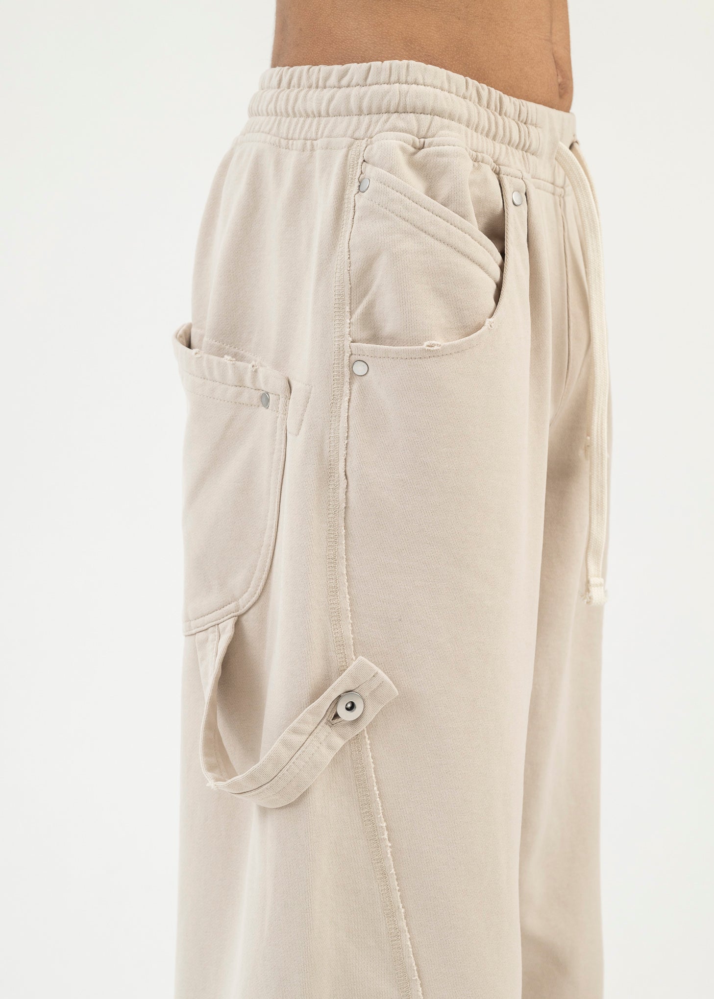 WHITE POCKETS PANTS - Image 4
