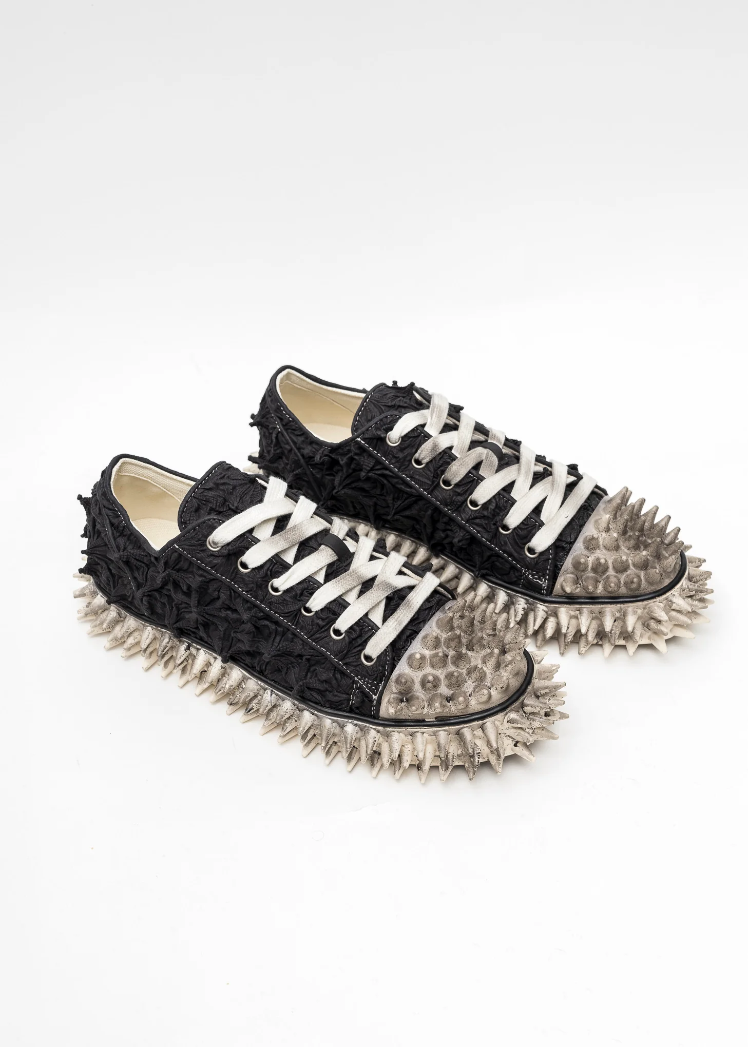 BLACK PORCUPINE LACE UP SNEAKER