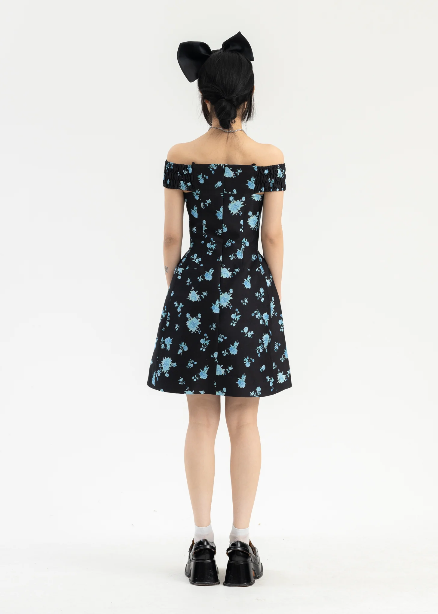 Black Printing Curved One-Shoulder Dress - Image 3
