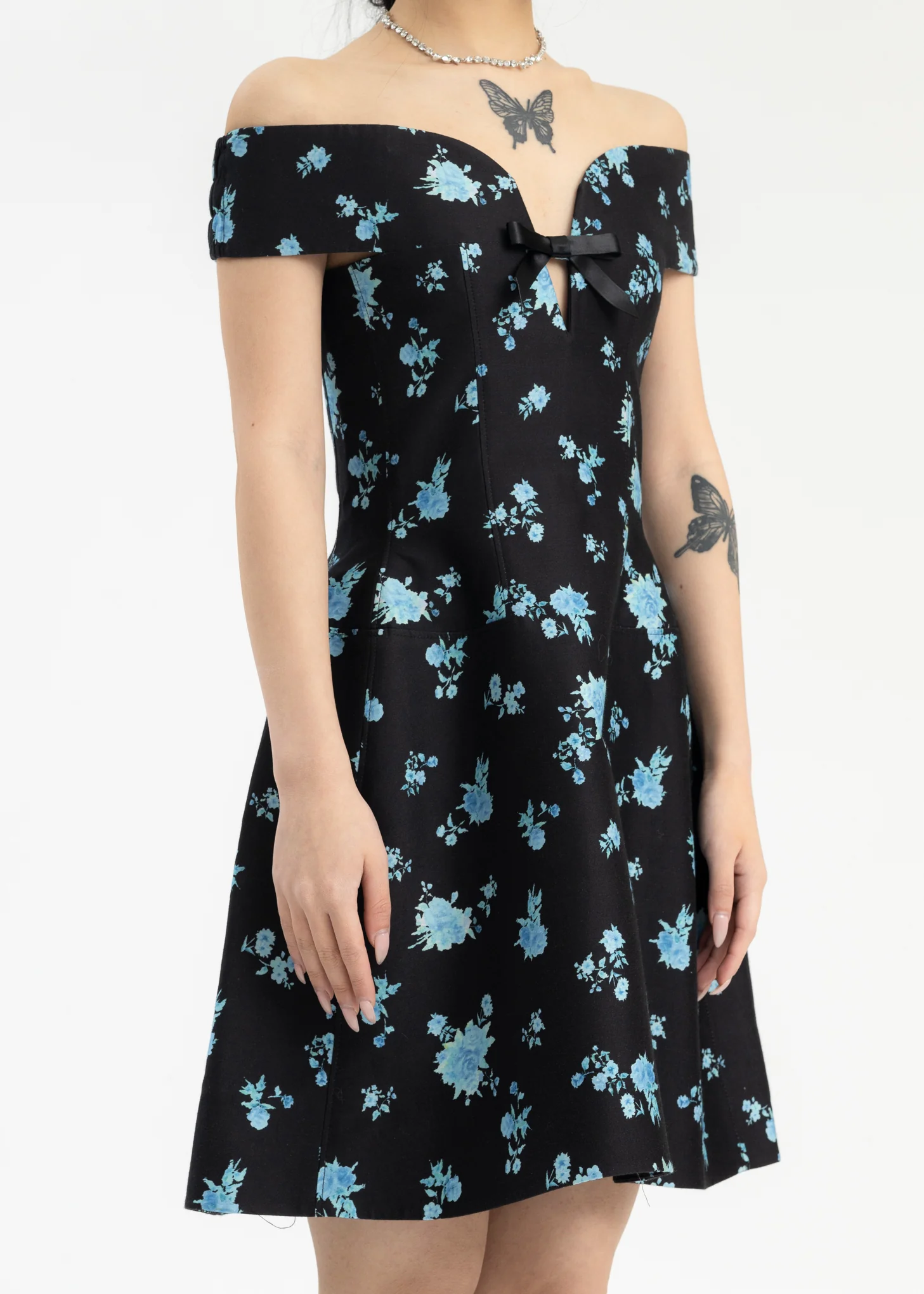 Black Printing Curved One-Shoulder Dress - Image 4