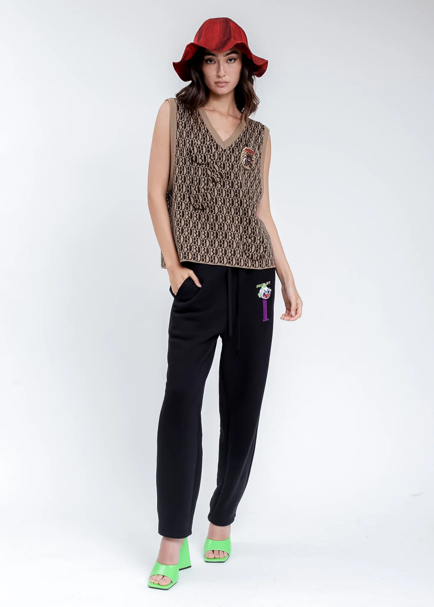Black Puppet Embroidery Sweat Pants - Image 5