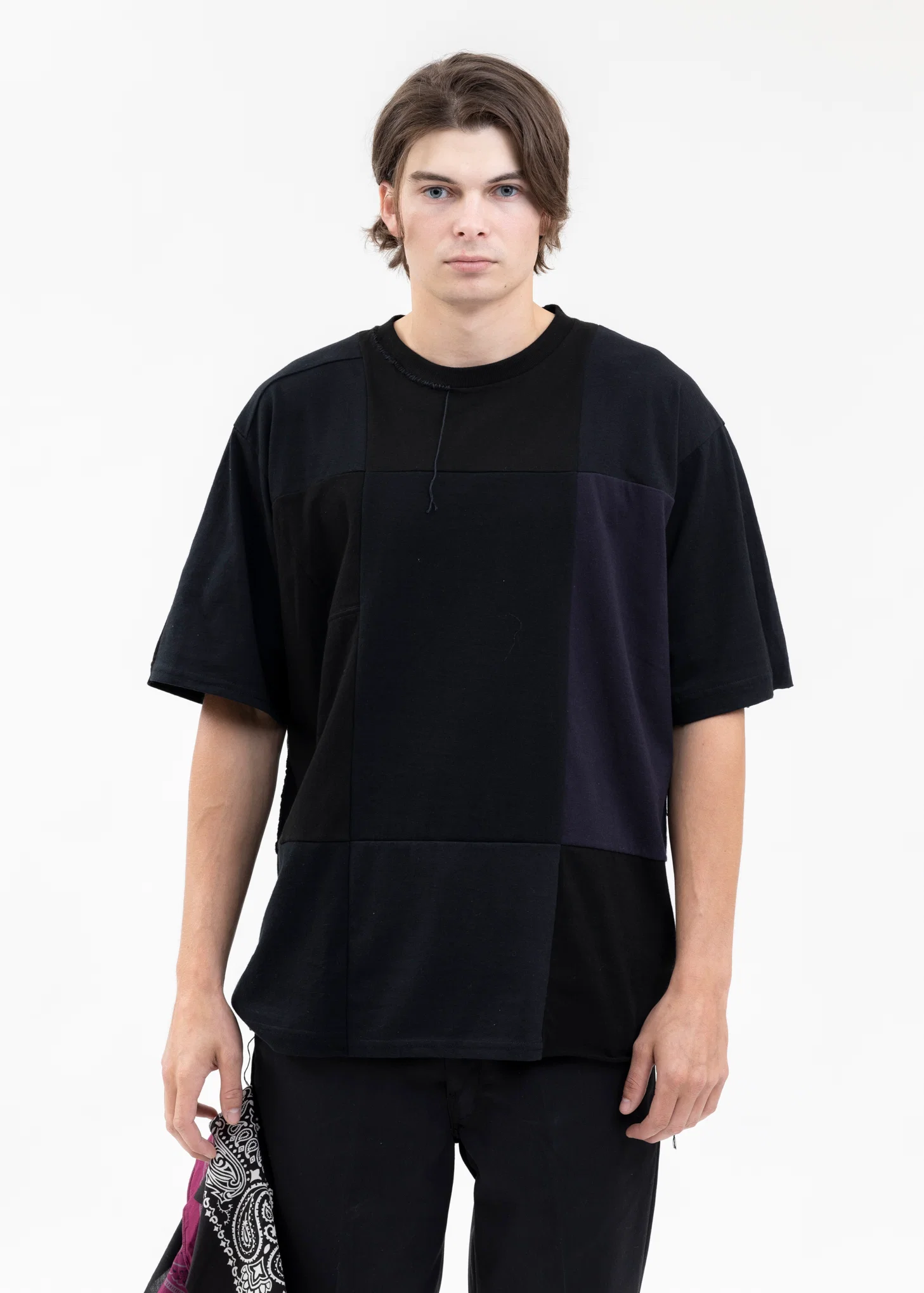 BLACK RE-CONSTRUCTED VINTAGE PATCHWORK TEE 2