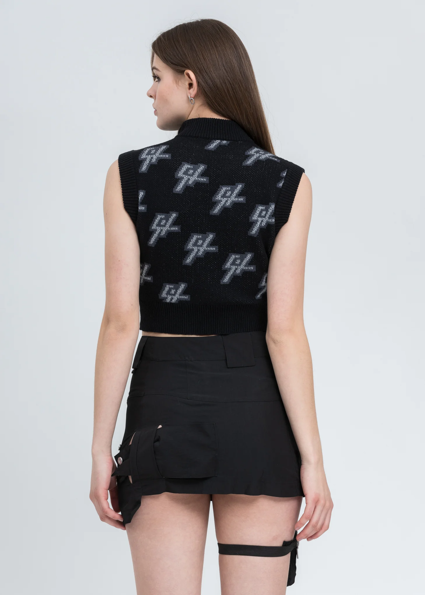 Black  Reflective Knit Vest Top - Image 4