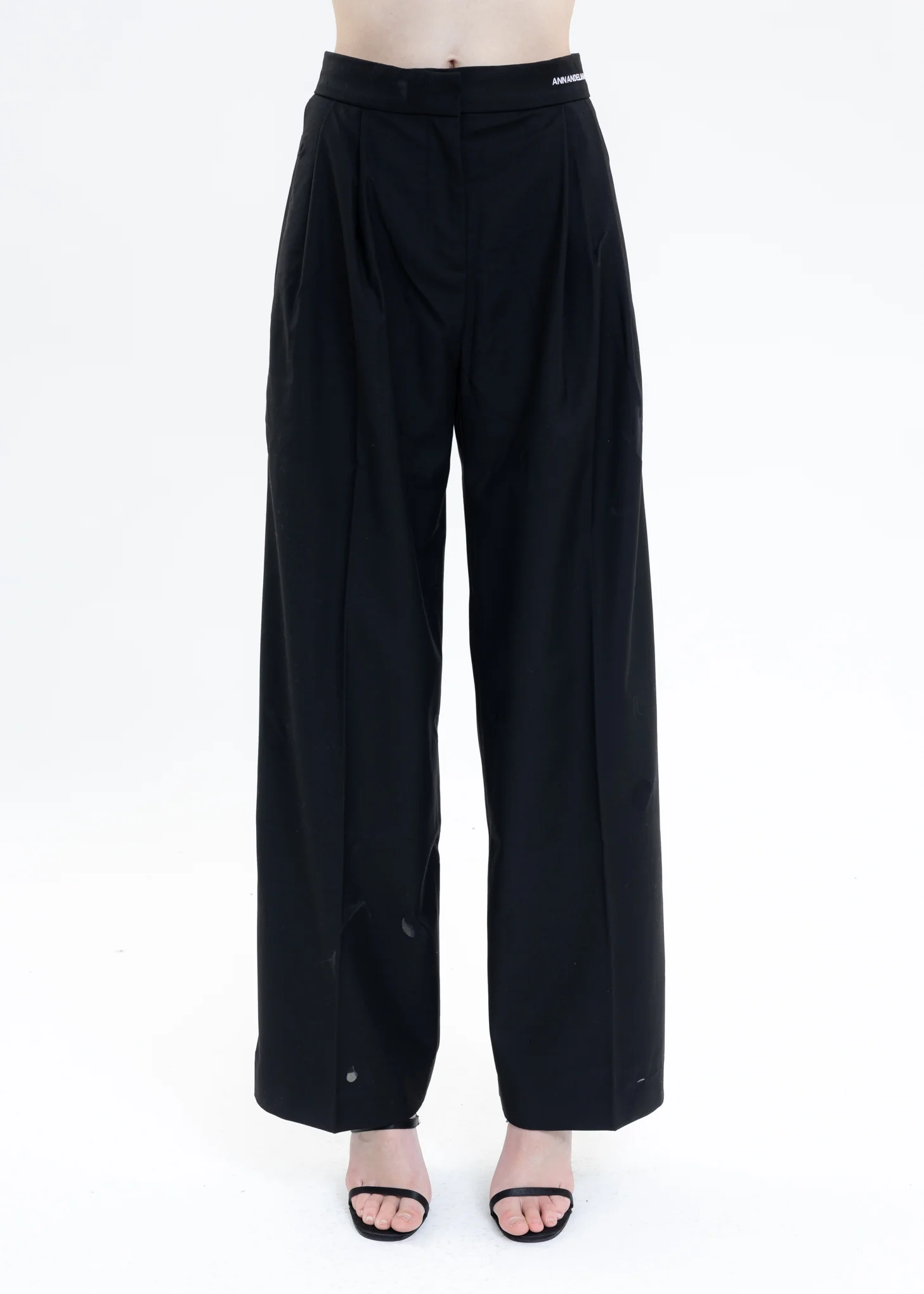 Black Relax Pants With Detail