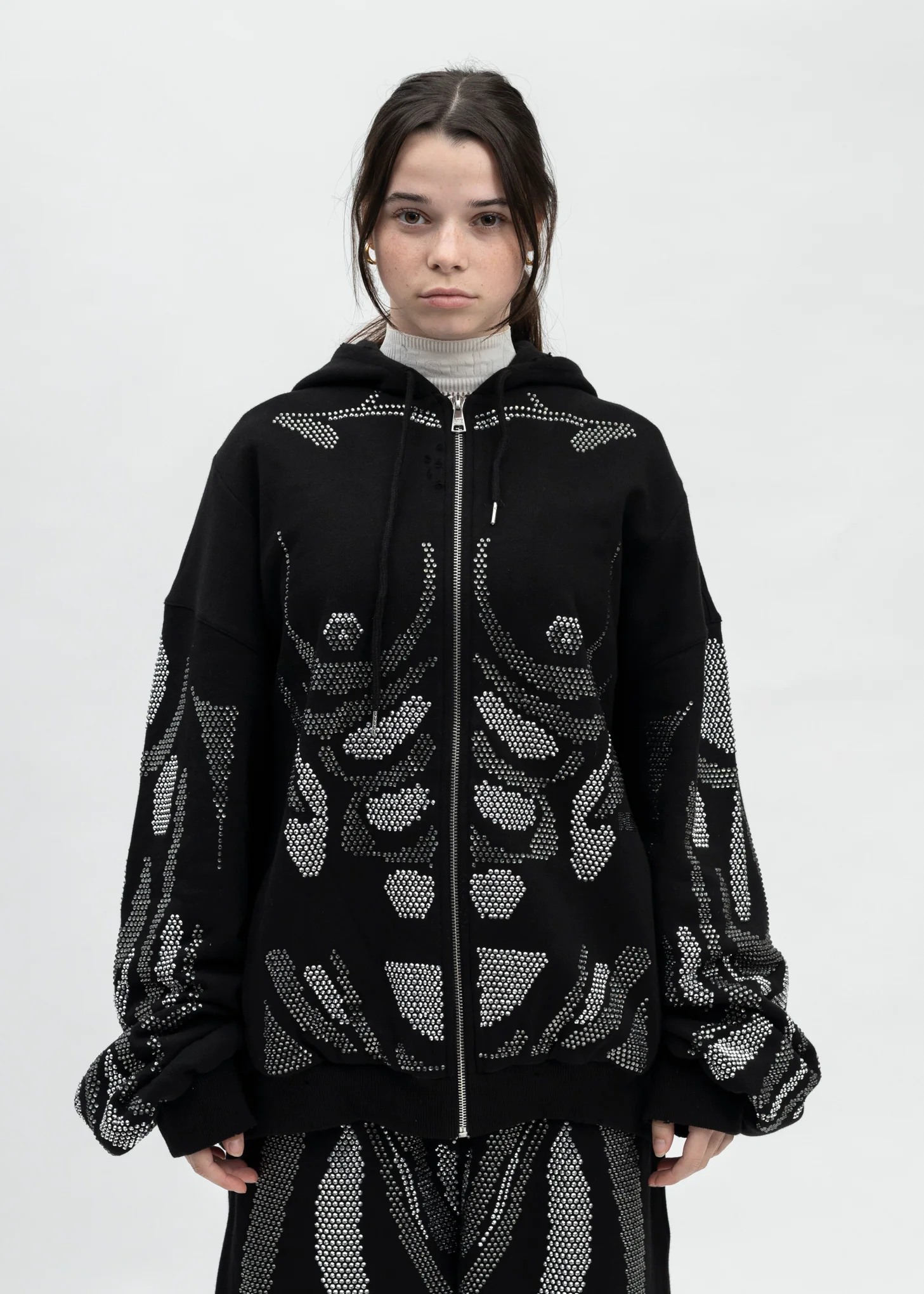 BLACK RHINESTONES RHINESTONES ZIP-UP HOODIE