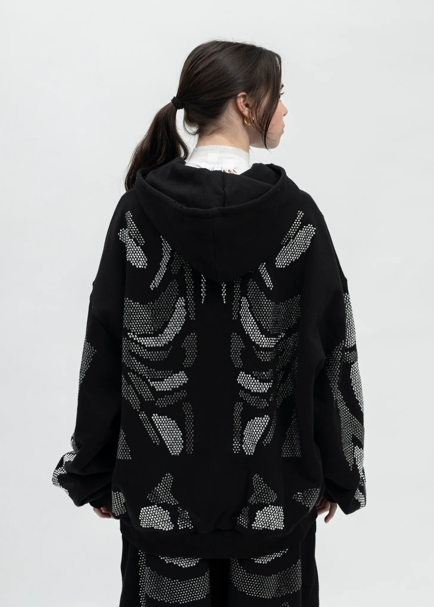 BLACK RHINESTONES RHINESTONES ZIP-UP HOODIE - Image 2