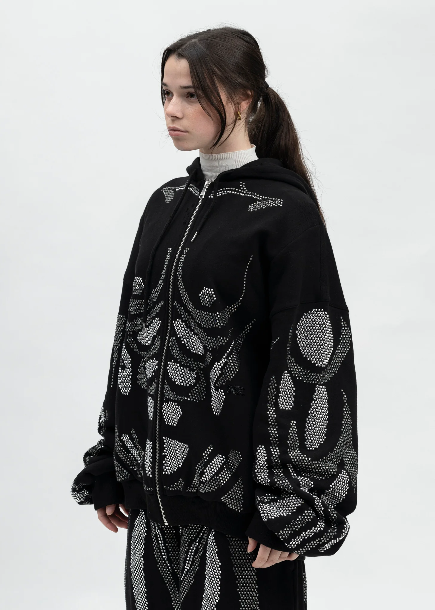 BLACK RHINESTONES RHINESTONES ZIP-UP HOODIE - Image 3