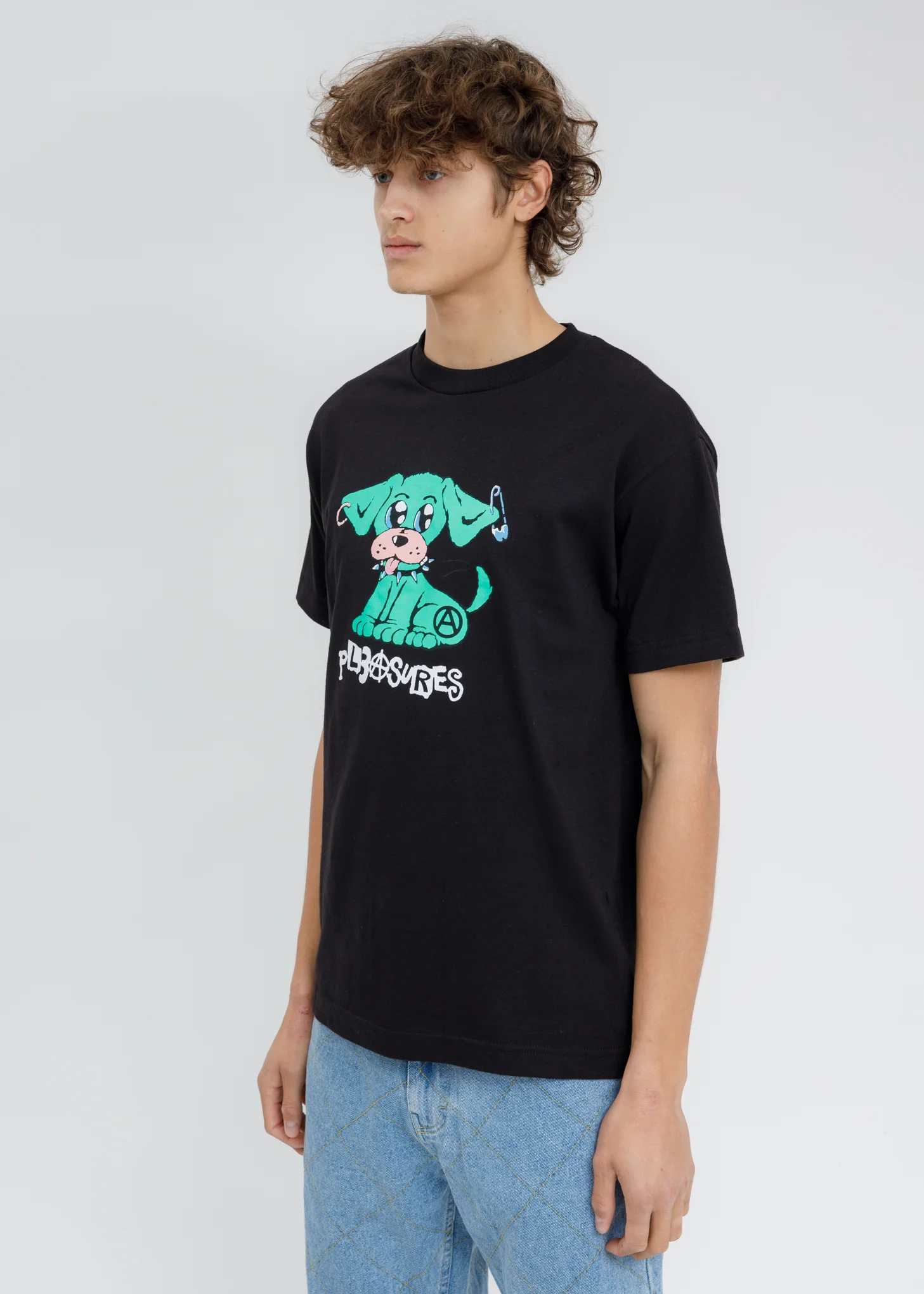 Black Ruff T-Shirt - Image 3