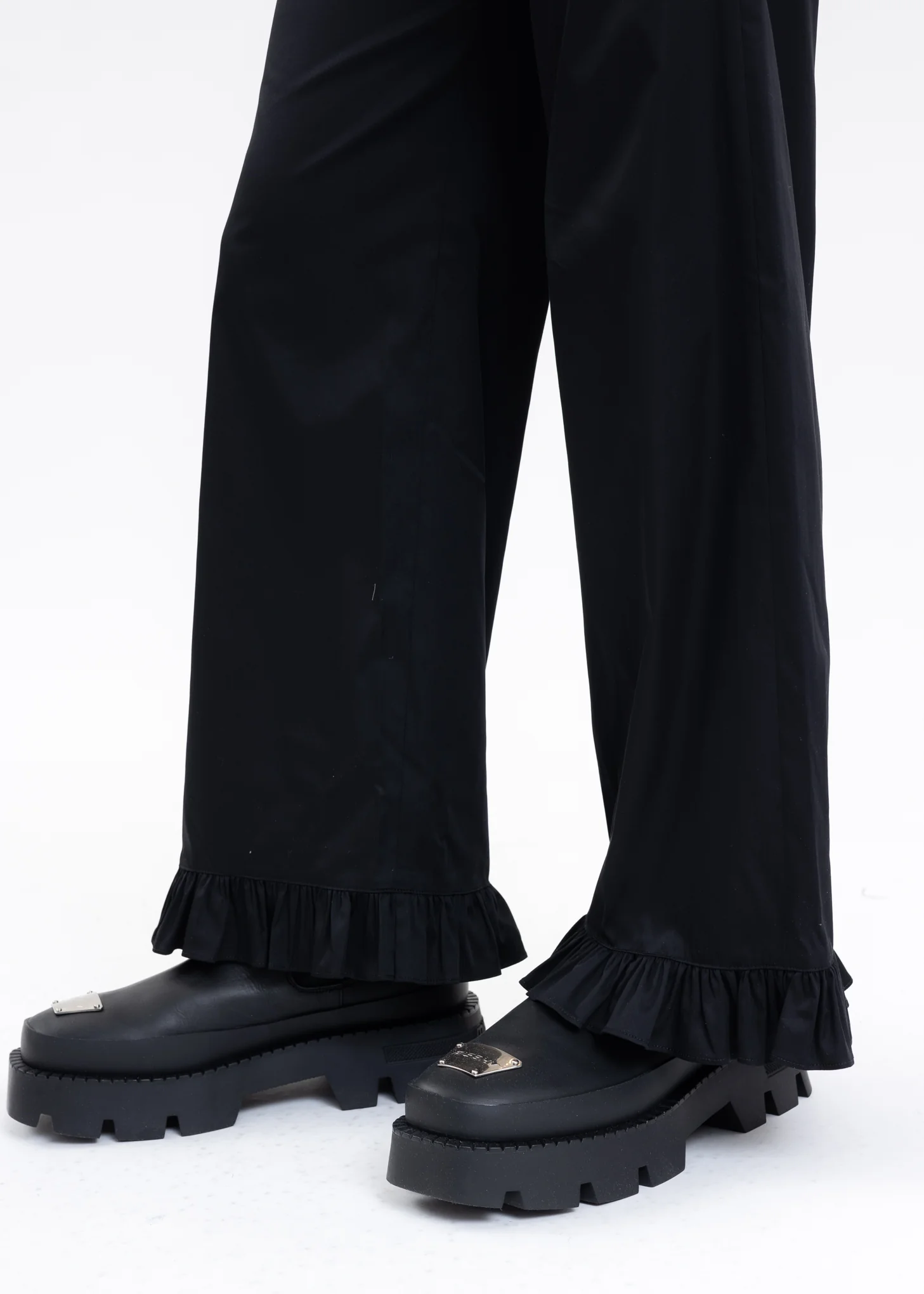 BLACK RUFFLE DETAIL REGULAR FIT TROUSERS - Image 2