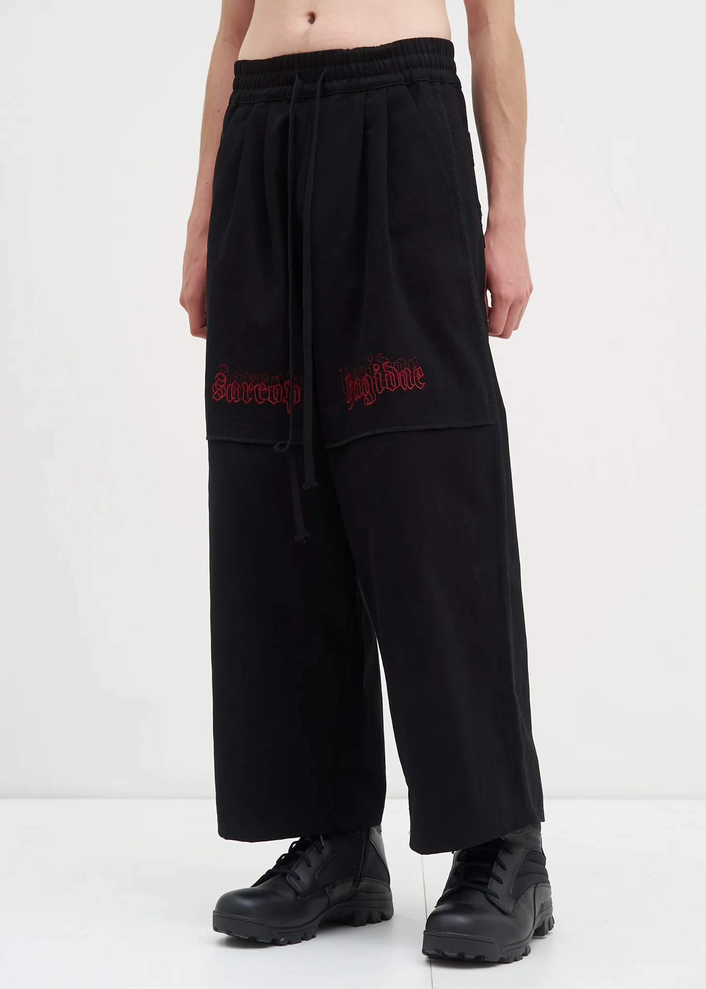 Black Sarcohagidae Trousers