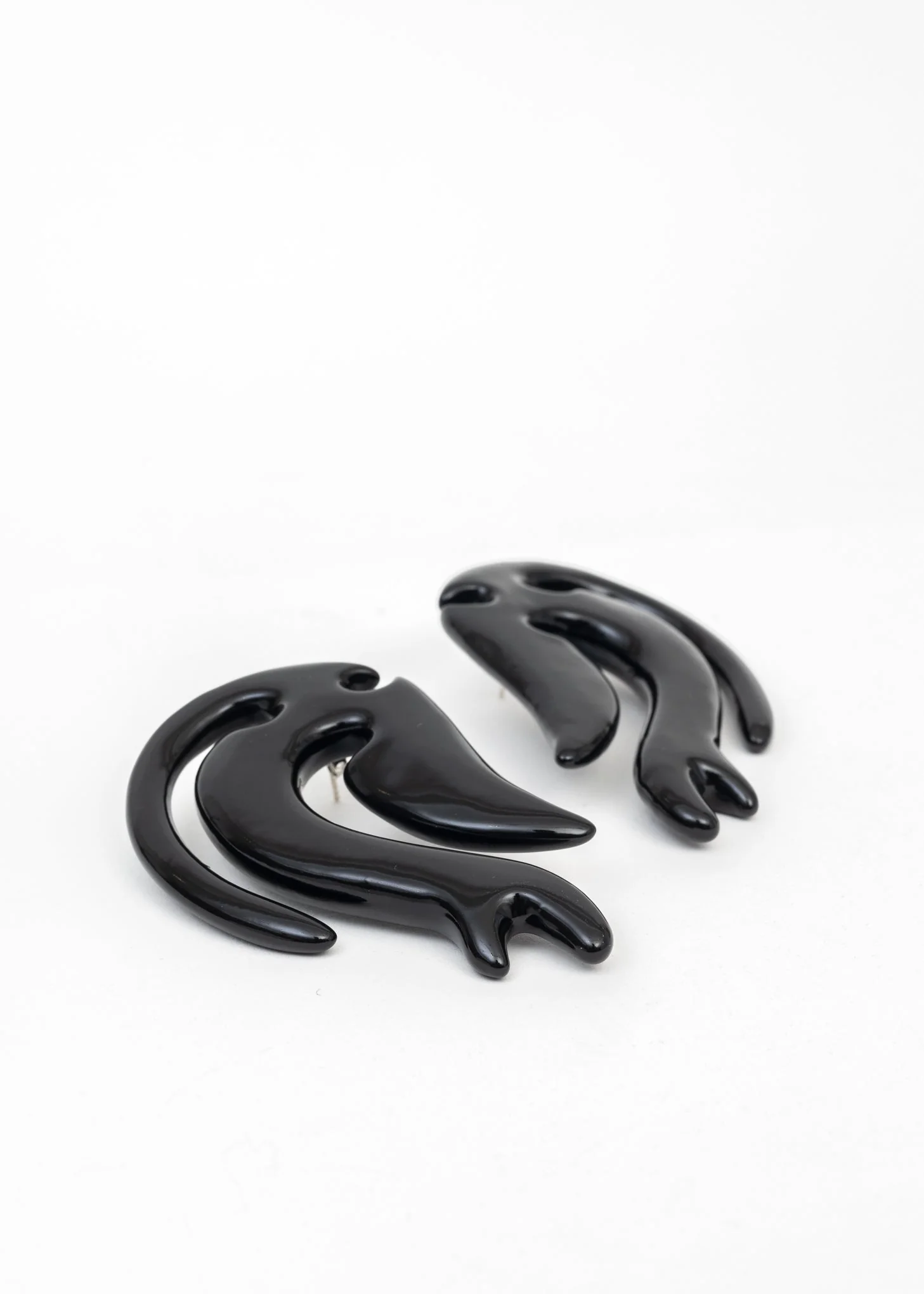 BLACK SCULPTED EARRING -Single - Image 9