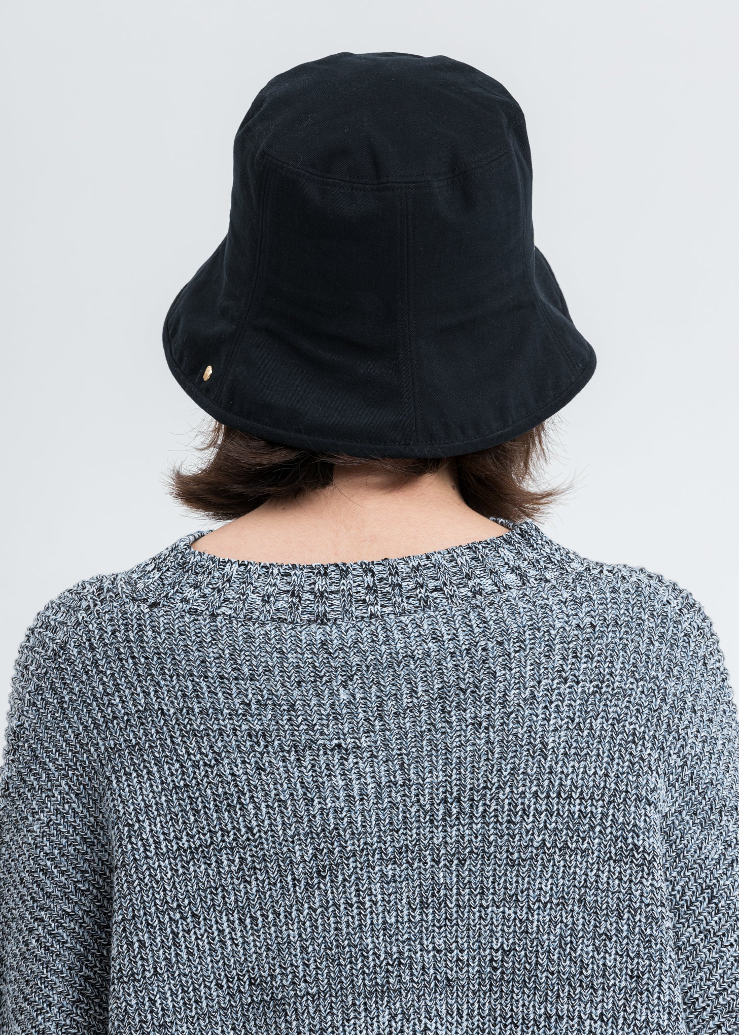 Black Seven Panel Bucket Hat - Image 4