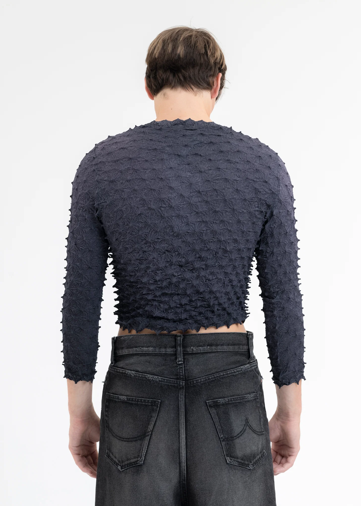 BLACK "SHIBORI" LONG SLEEVE T-SHIRT - Image 4