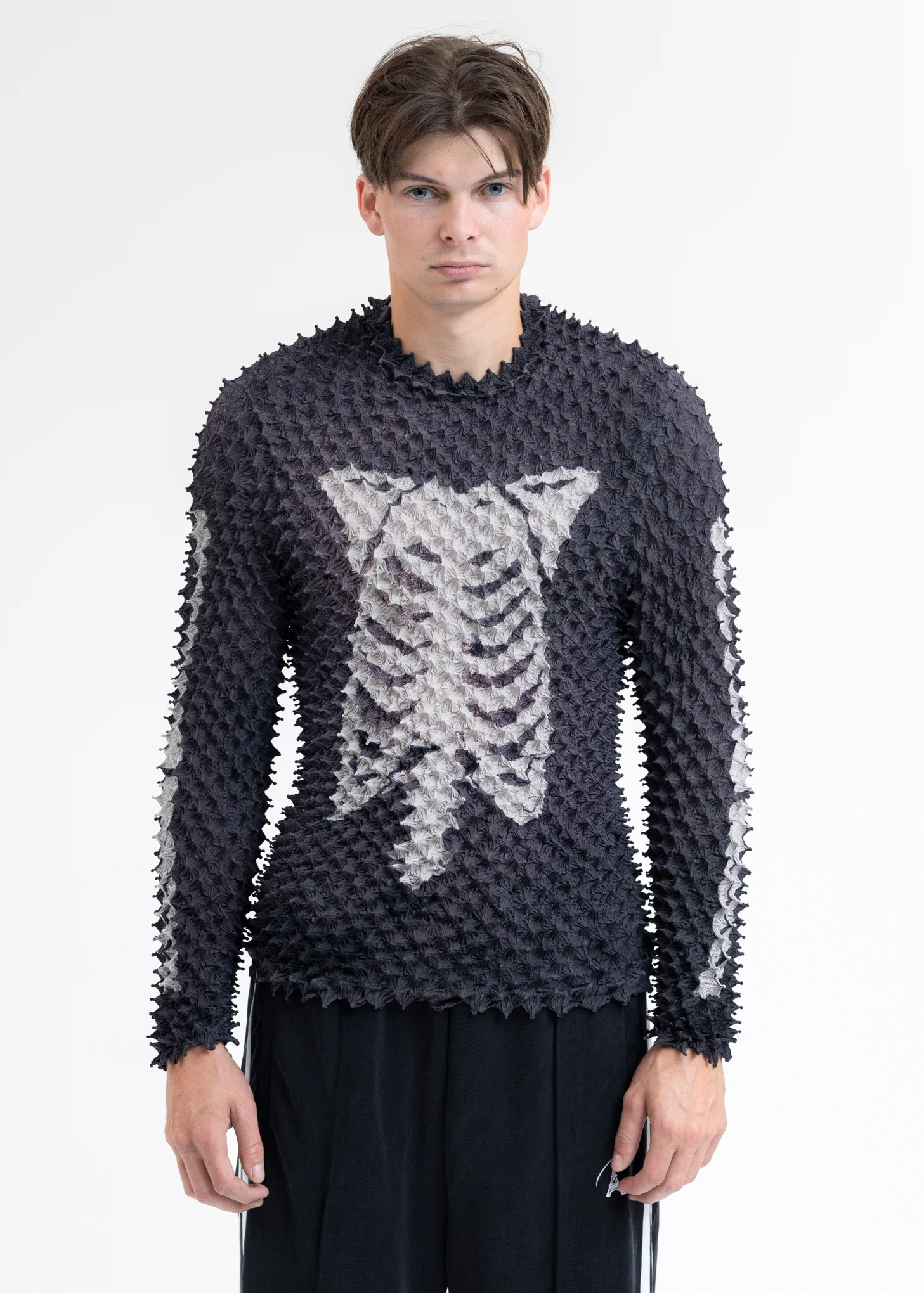 BLACK "SHIBORI" OVERSIZED LONG SLEEVE T-SHIRT