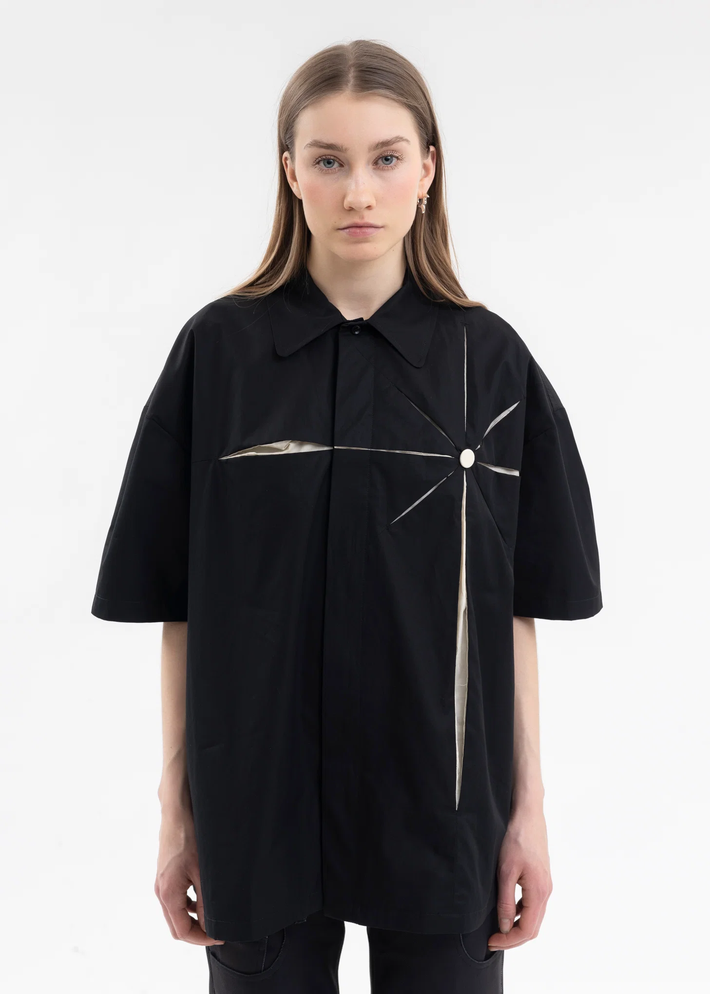 BLACK SHORT SLEEVE ORIGAMI SHIRT