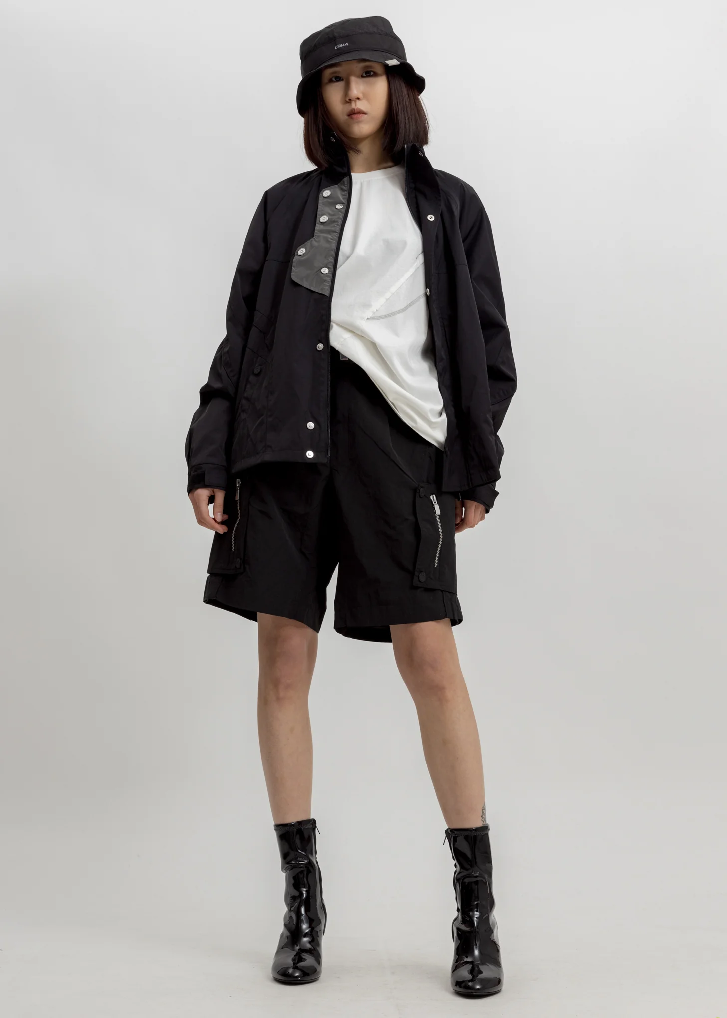 Black Side Pockets Track Shorts - Image 4