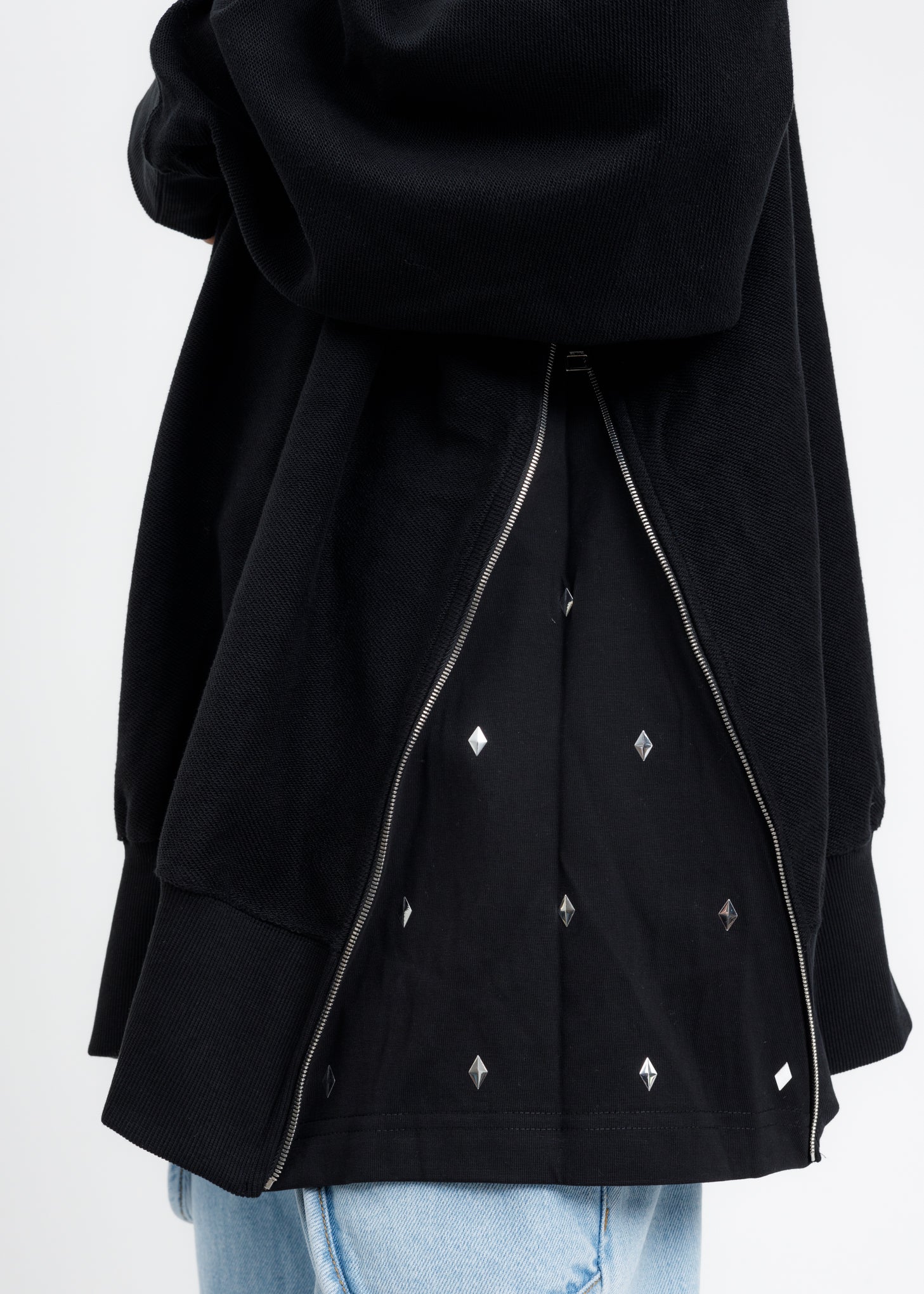 Black Side Zip UP Necklace Sweatshirt - Image 2