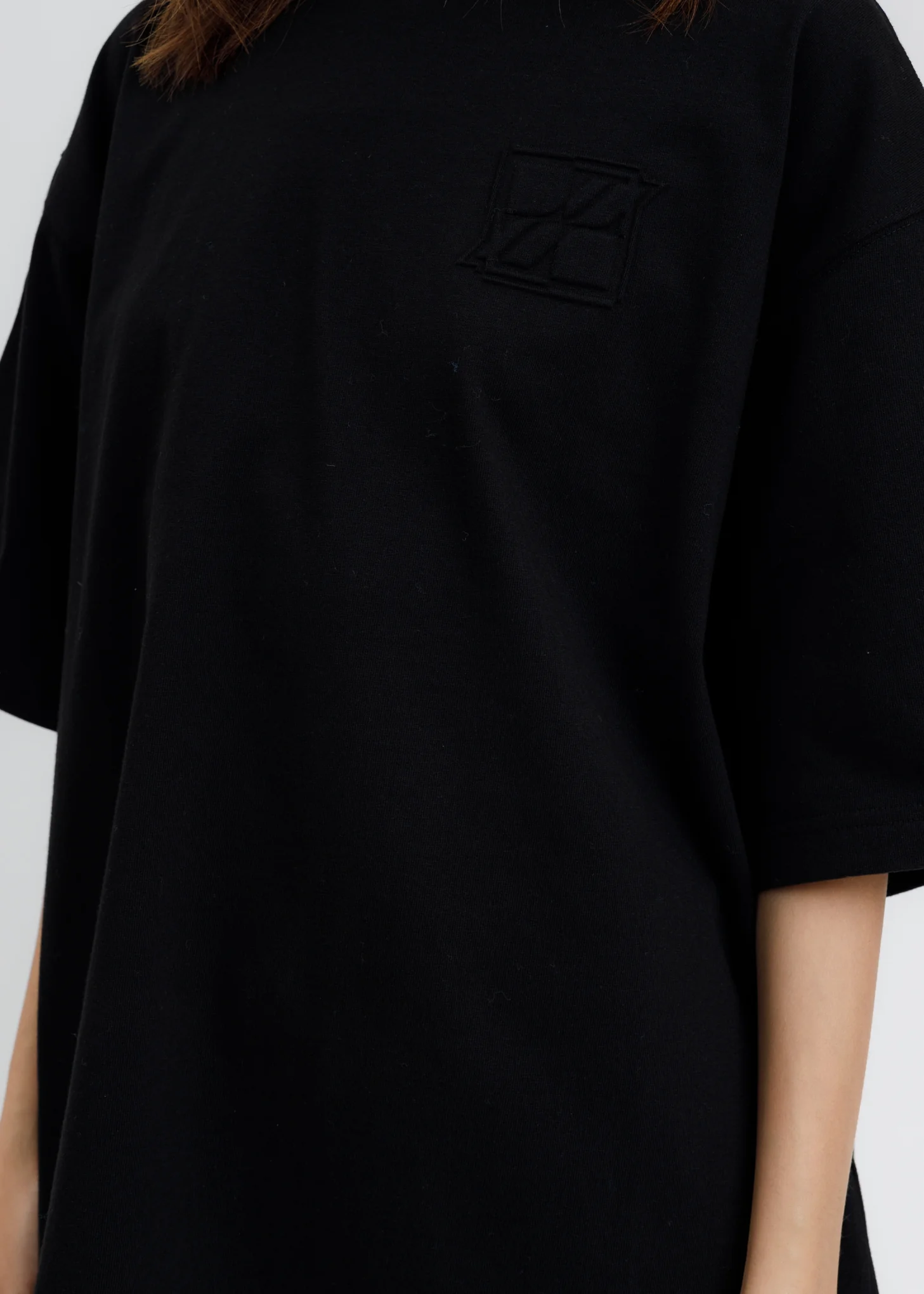 Black Simple Logo T-Shirt - Image 3