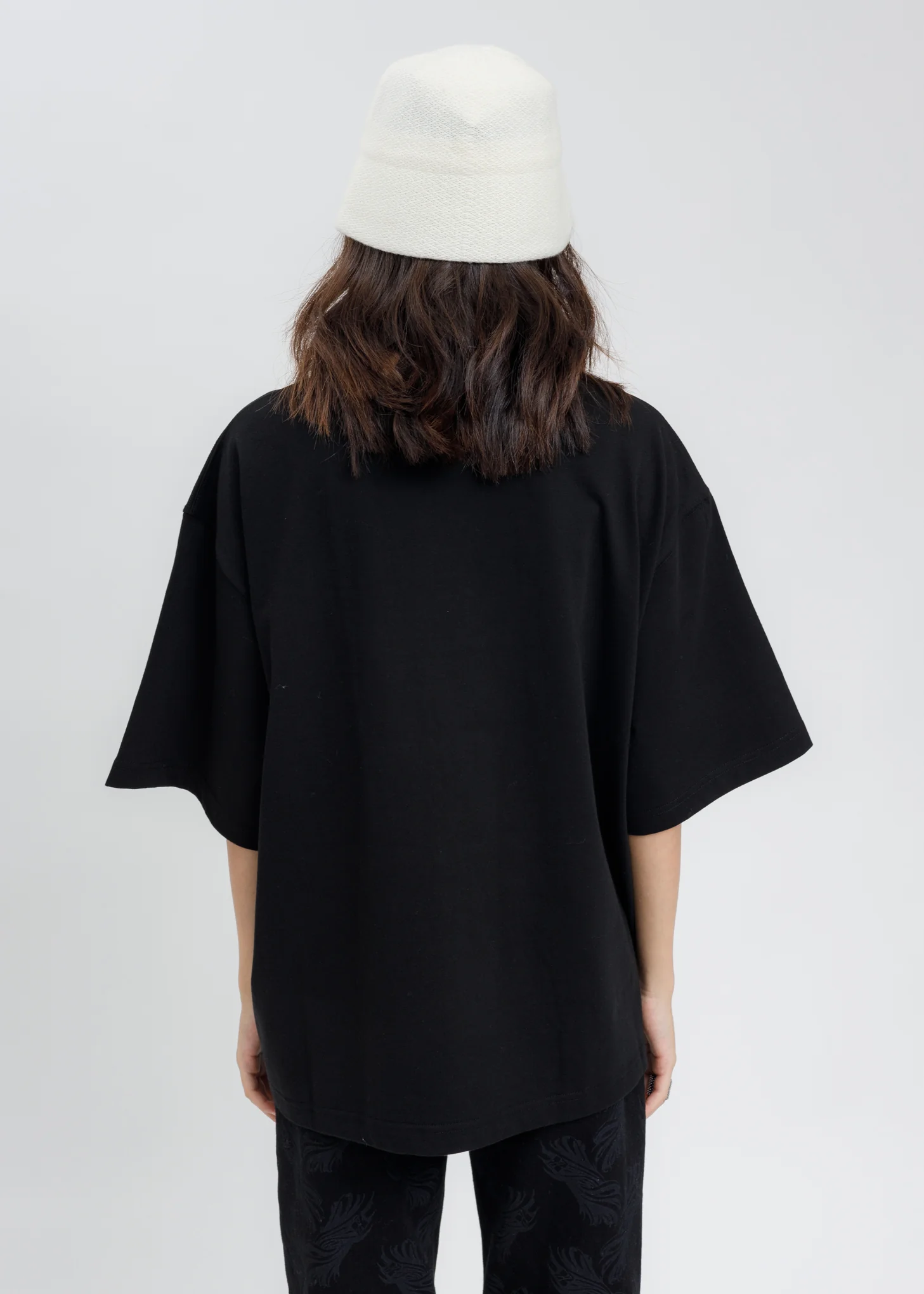 Black Simple Logo T-Shirt - Image 4