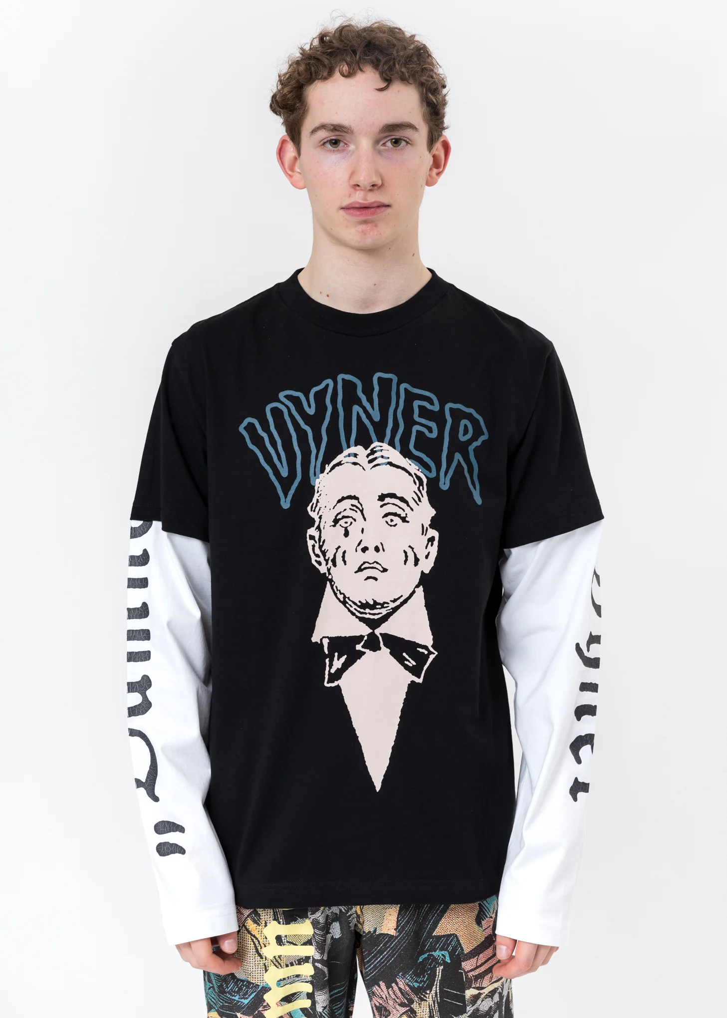 Black Skater Long Sleeve - Vyner M