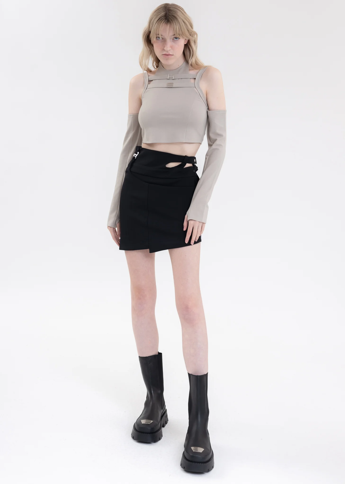 Black SKIRT W. UNDERWEAR LINE - Image 7