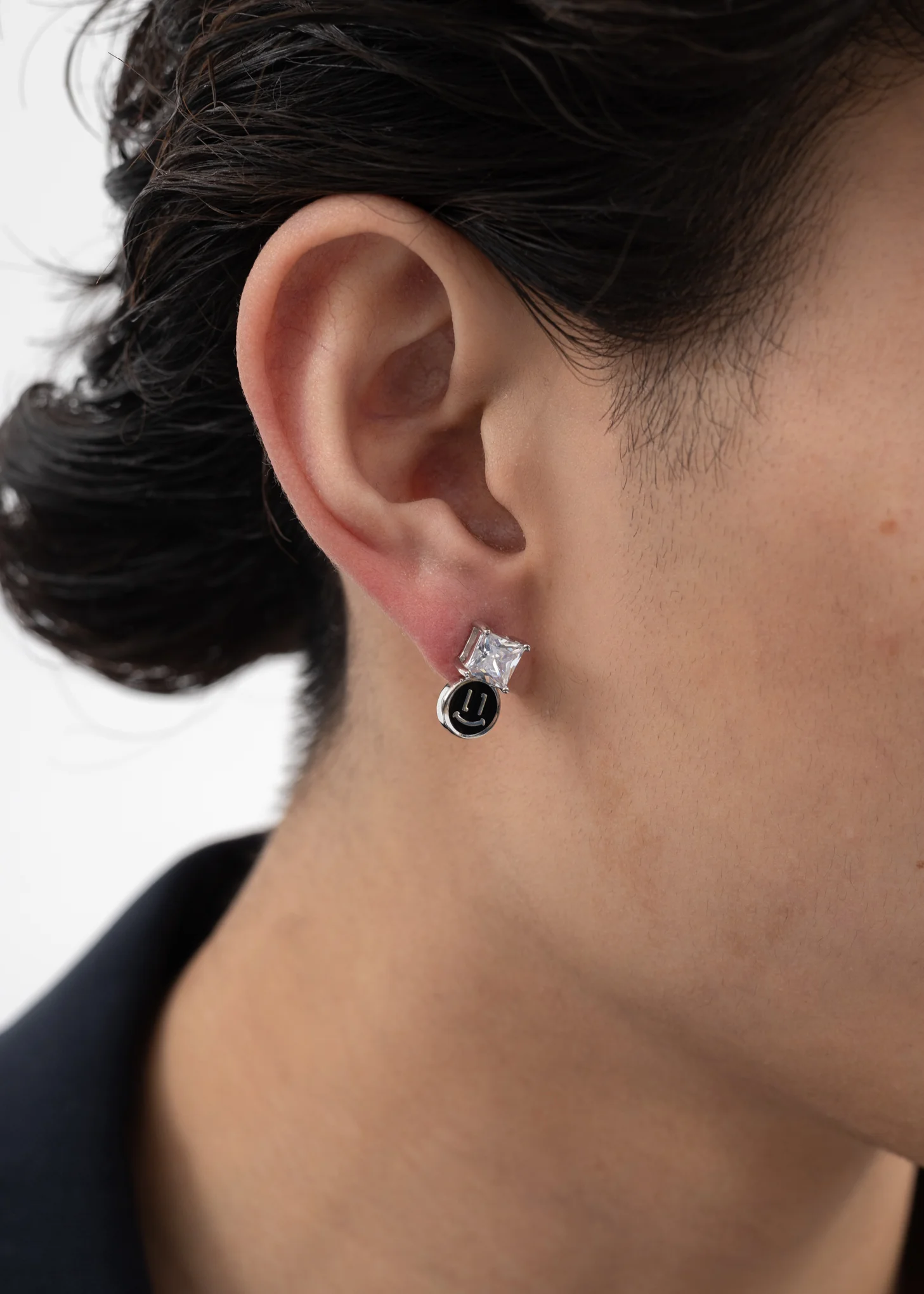 Black Smily Face And Rhinestone Earring - Single - Image 3