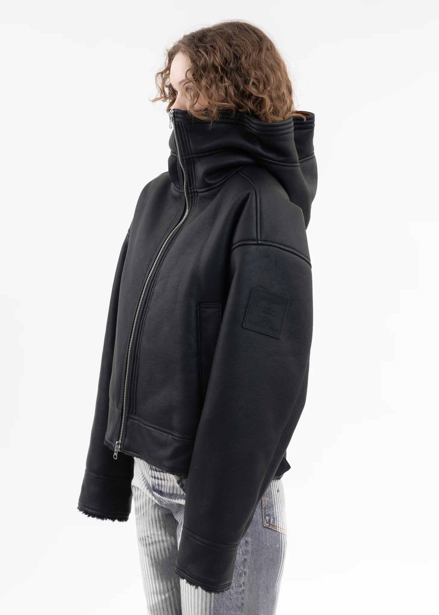BLACK SPLIT WIRE JACKET - Image 4