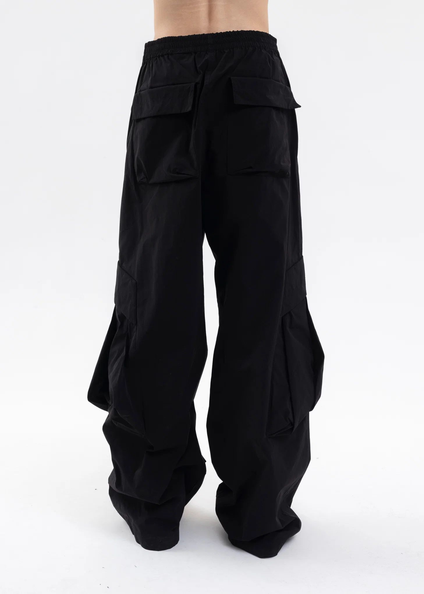 BLACK STITCHED POCKET CARGO PANTS - Image 3