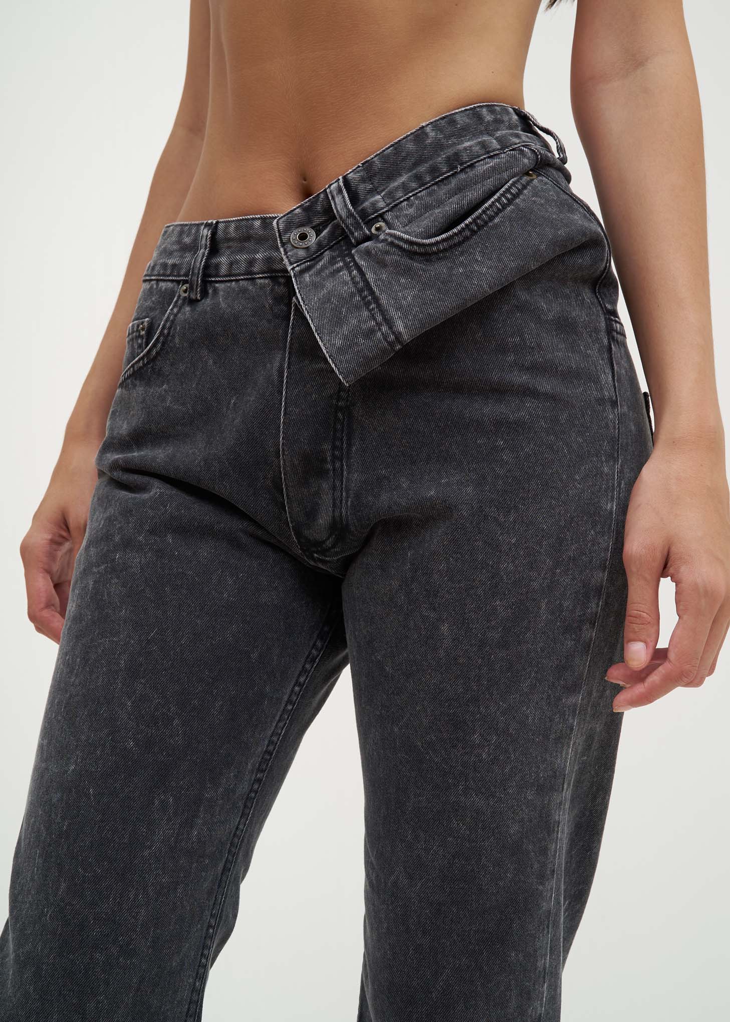 Black Stonewash Asymmetric Waist Jeans - Image 5
