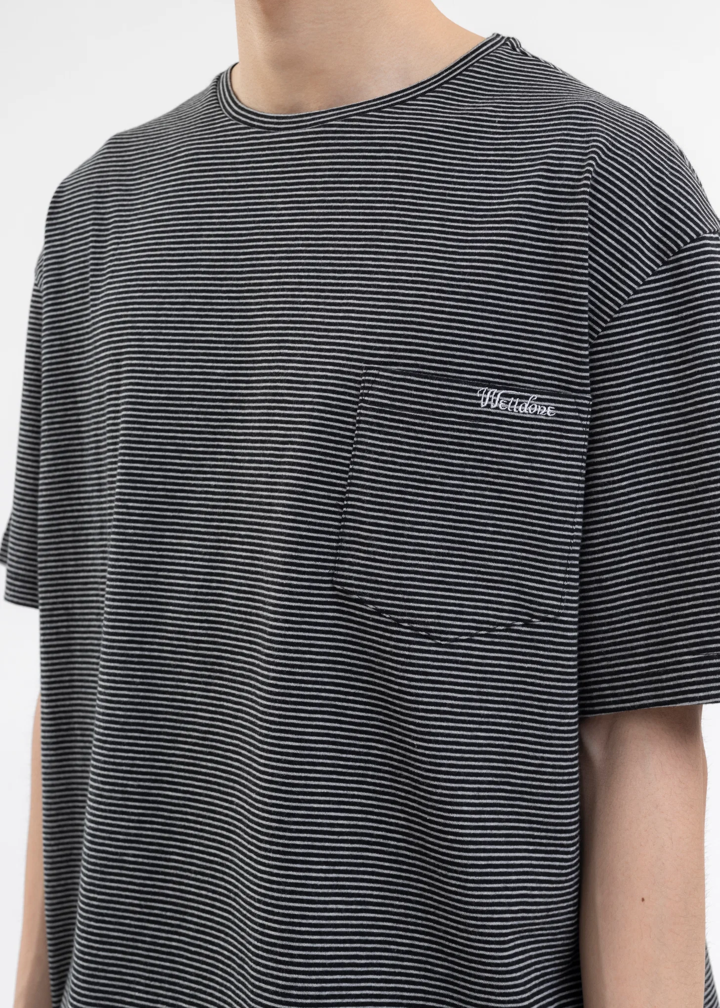 BLACK STRIPED LOOSE-FIT T-SHIRT - Image 2