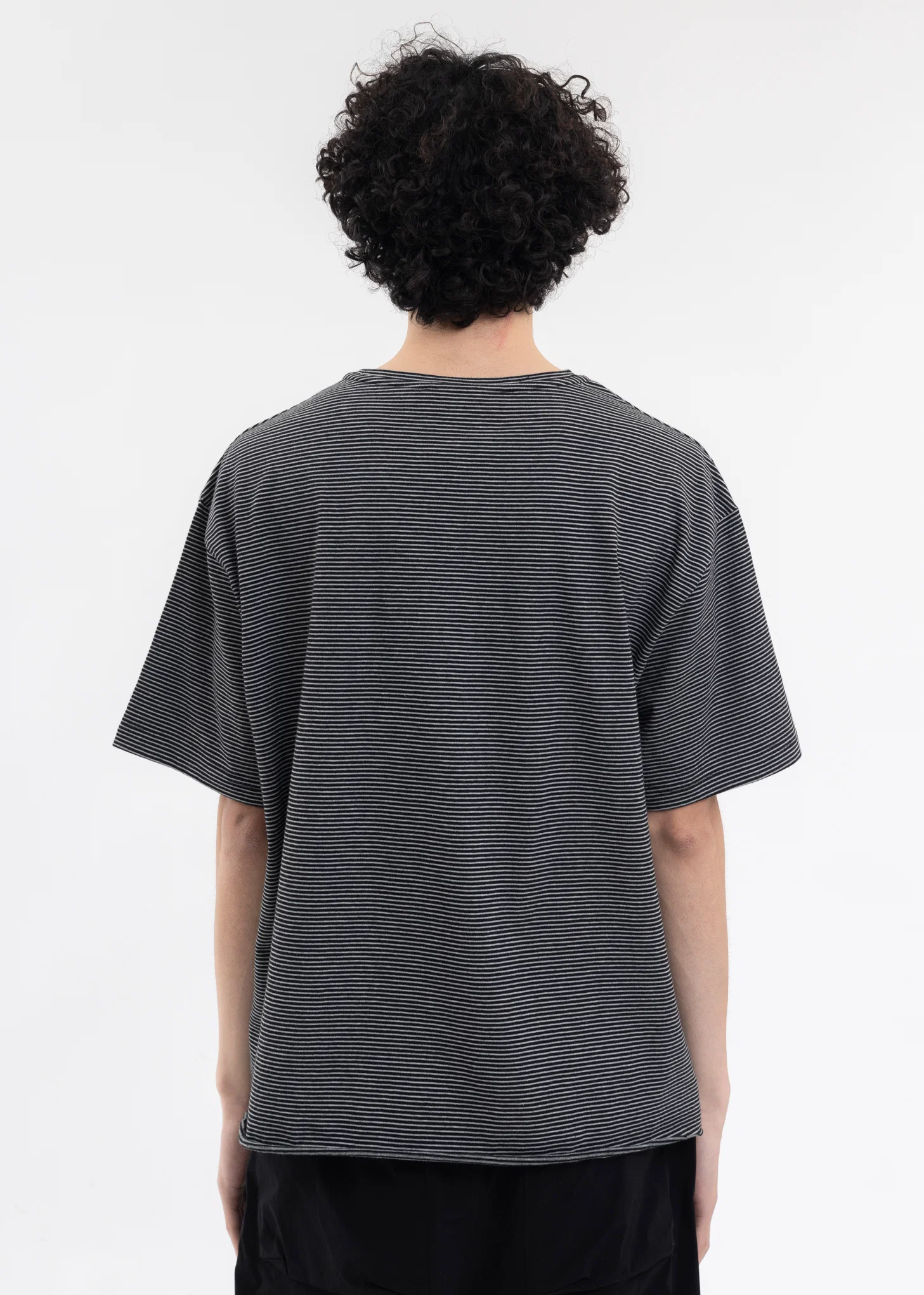 BLACK STRIPED LOOSE-FIT T-SHIRT - Image 4