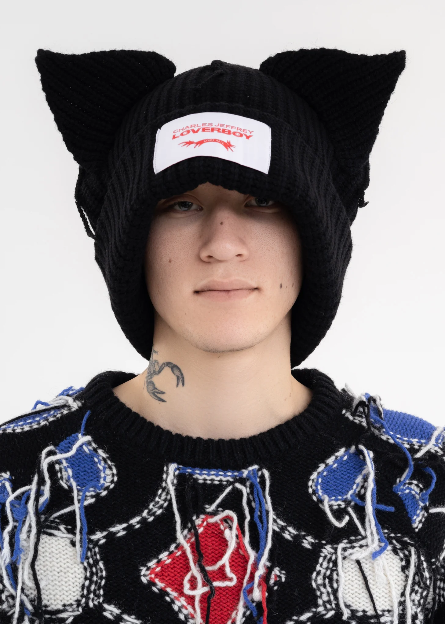 Black SUPERSIZED CHUNKY EARS BEANIE - Image 4