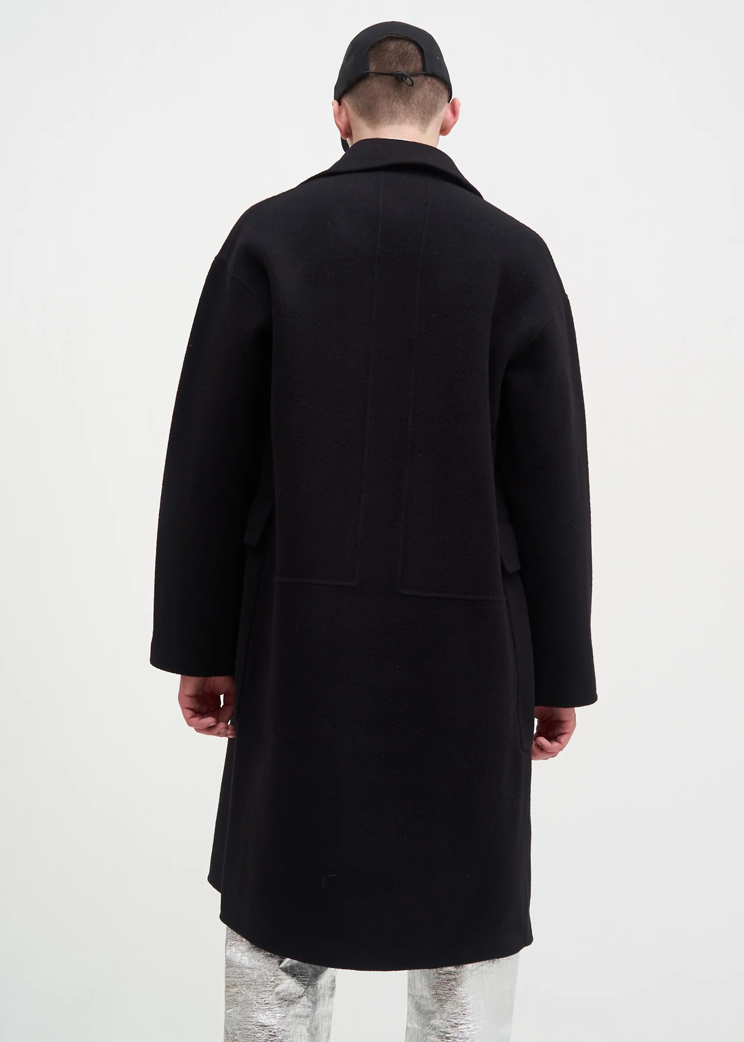 Black Surface Alpaca Coat - Image 4