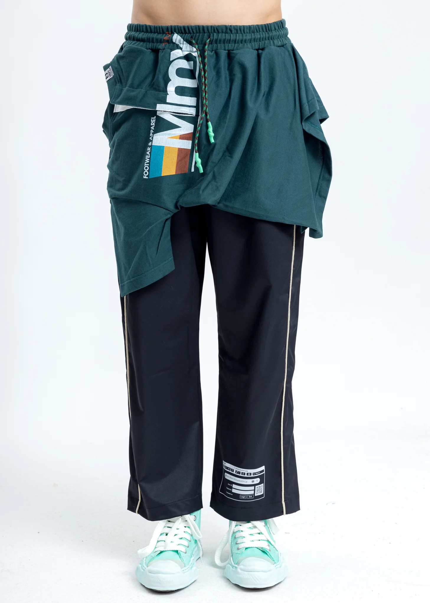 Black T-Shirt Docking Pants