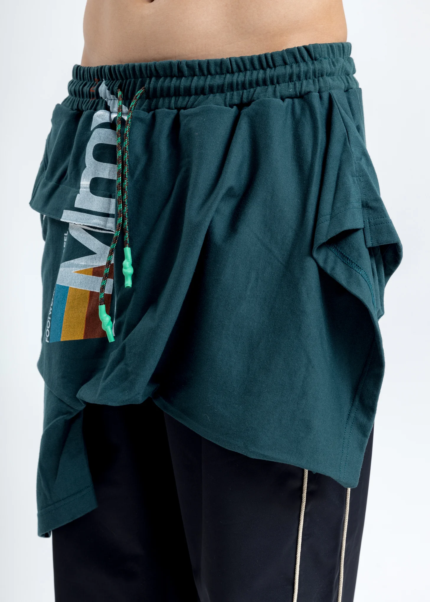 Black T-Shirt Docking Pants - Image 5
