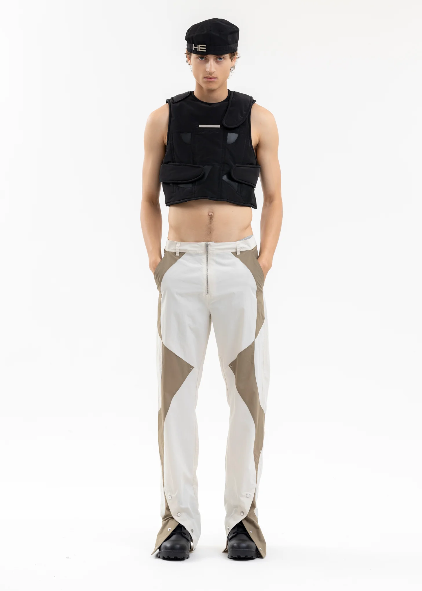 Black TAGMA BERRET - Image 4