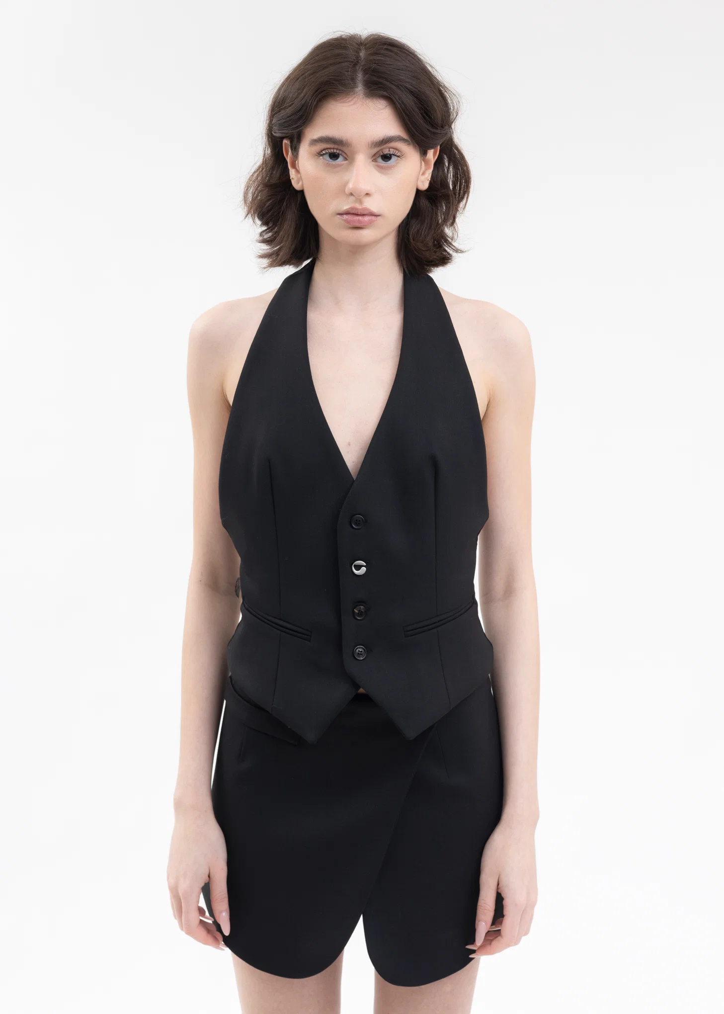 BLACK TAILORED VEST