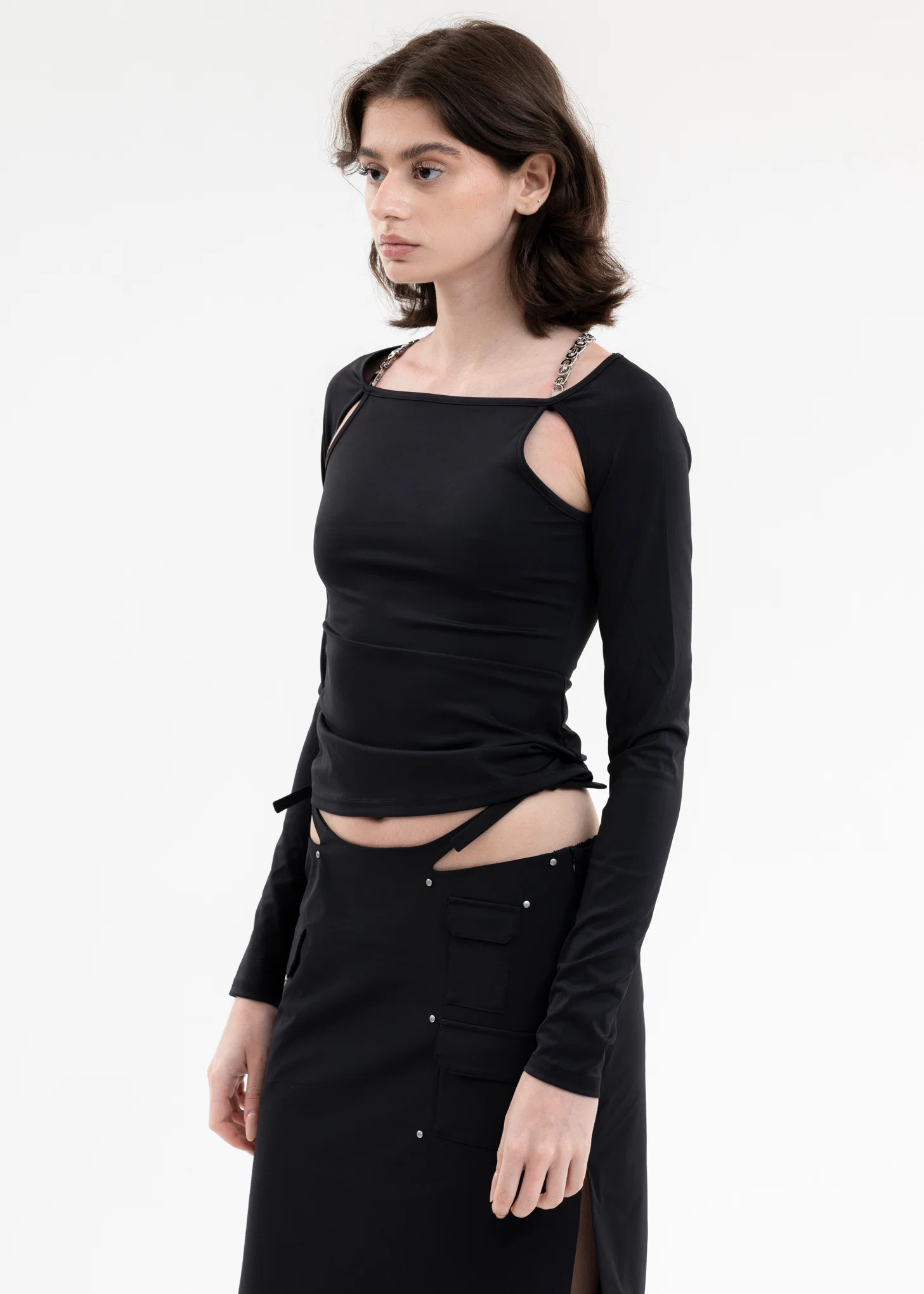 BLACK THALASSIC CHAIN TOP - Image 2