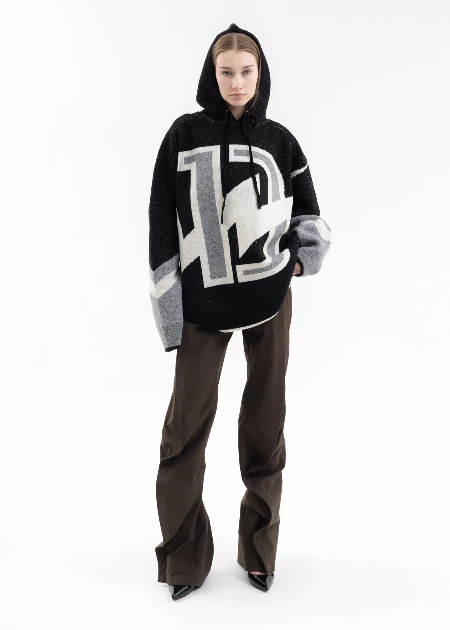 BLACK THUNDER D LOGO GRAPHIC KNIT HOODIE - Image 5