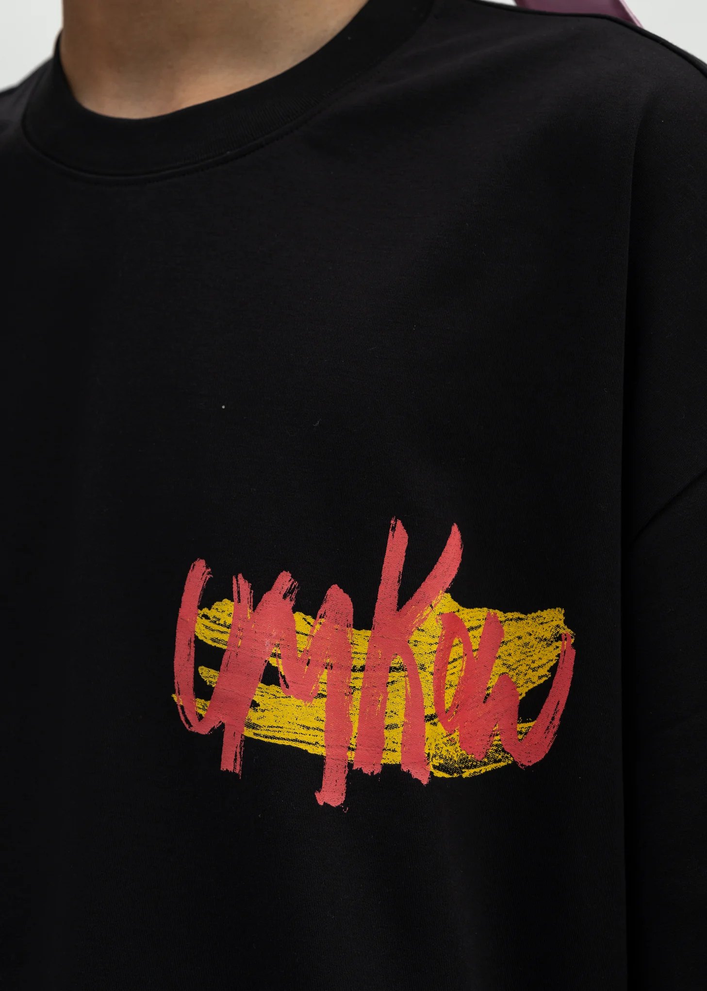 BLACK TIFFANY BUTTERFLY T-SHIRT - Image 4