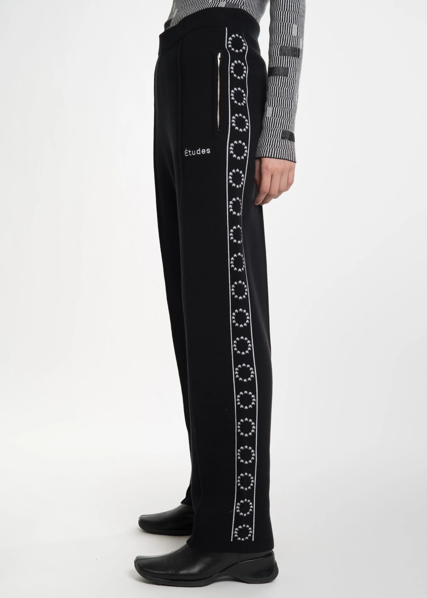 Black Time-Out Pant