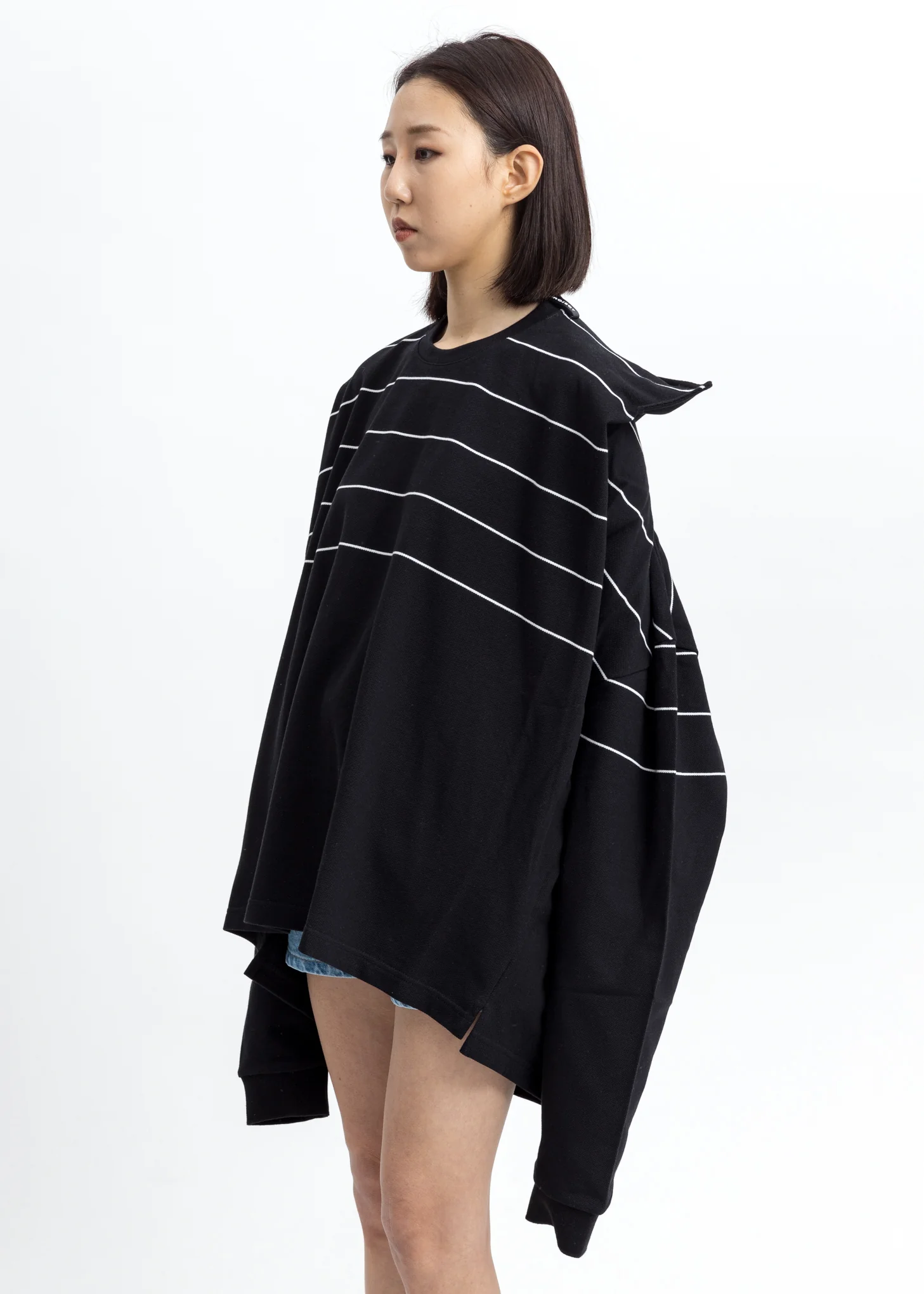 Black Trench Long Sleeves - Image 2