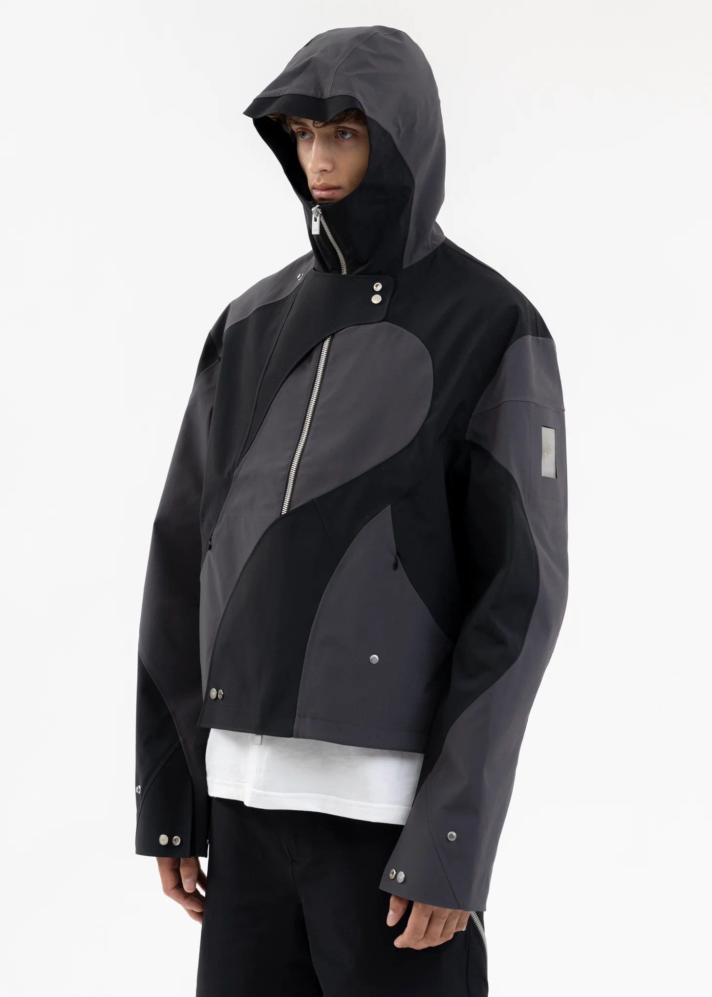BLACK TRIDENT TECHNICAL JACKET - Image 4