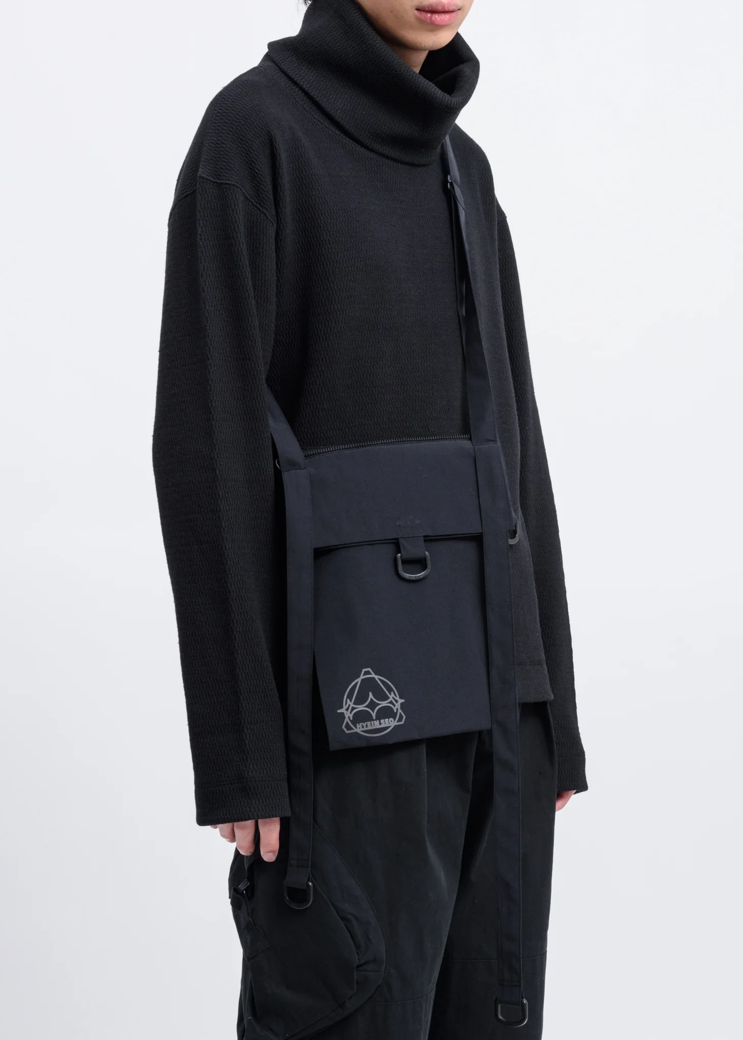 Black Turtleneck w/ Detachable Bag - Image 3