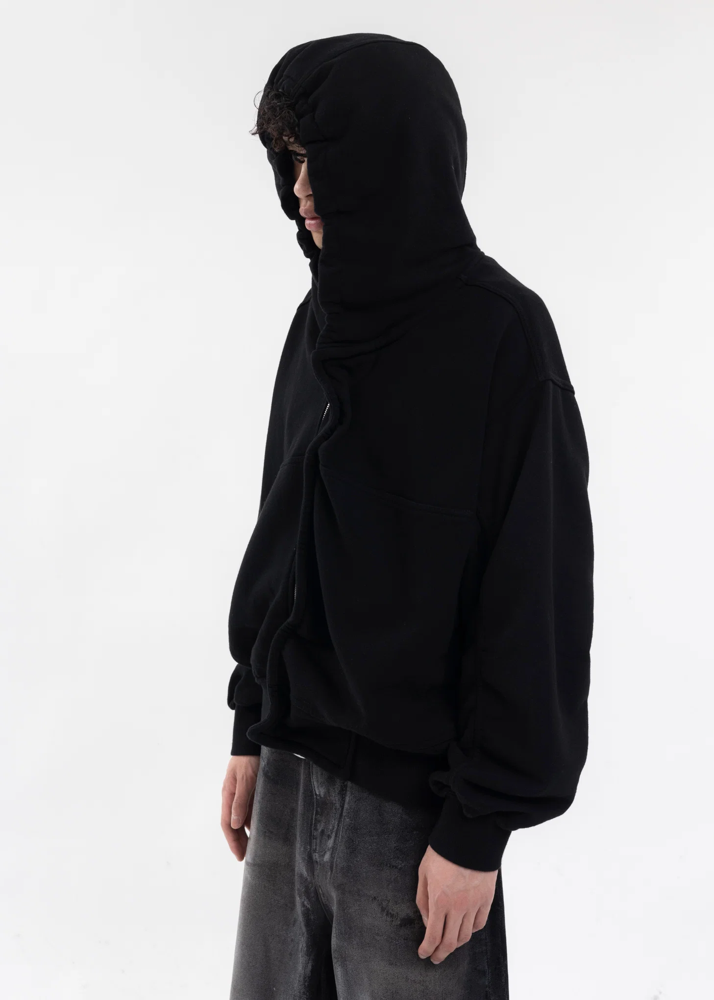 BLACK TWISTED LOOSE-FIT ZIP-UP HOODIE - Image 3