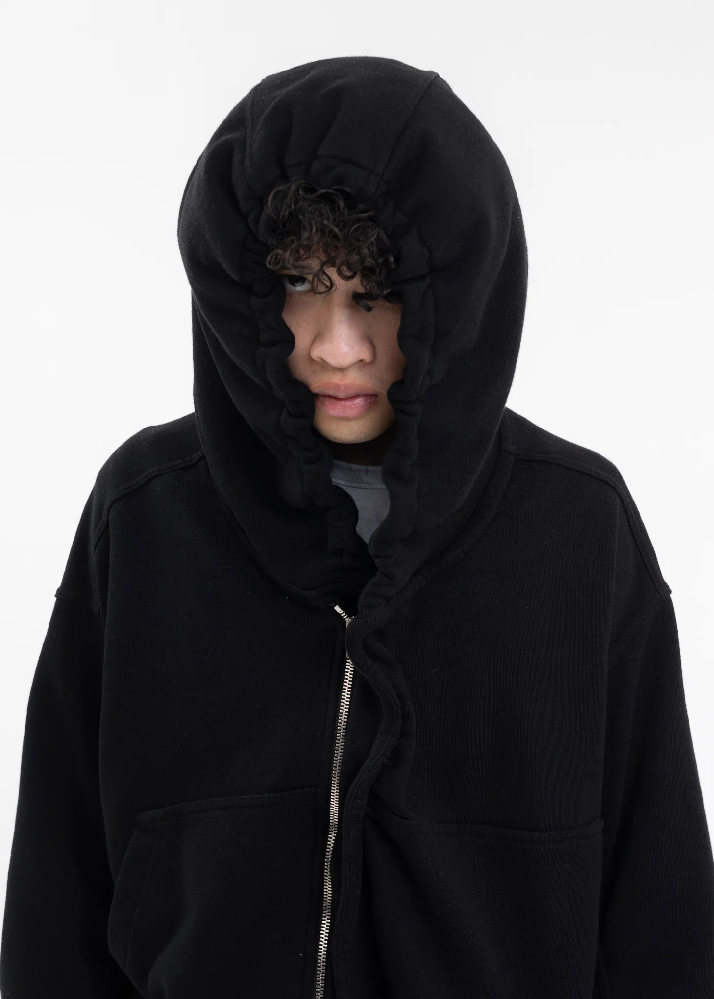 BLACK TWISTED LOOSE-FIT ZIP-UP HOODIE - Image 7