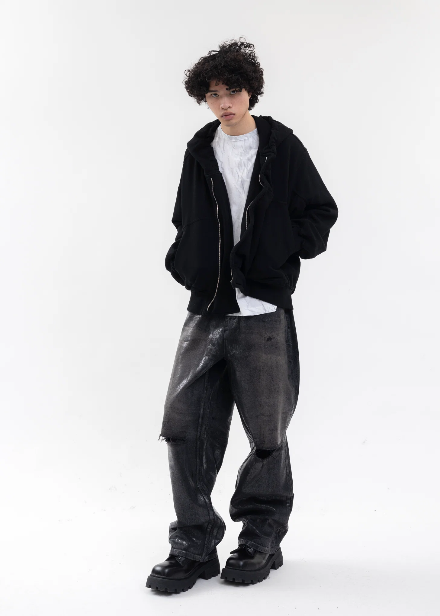 BLACK TWISTED LOOSE-FIT ZIP-UP HOODIE - Image 9