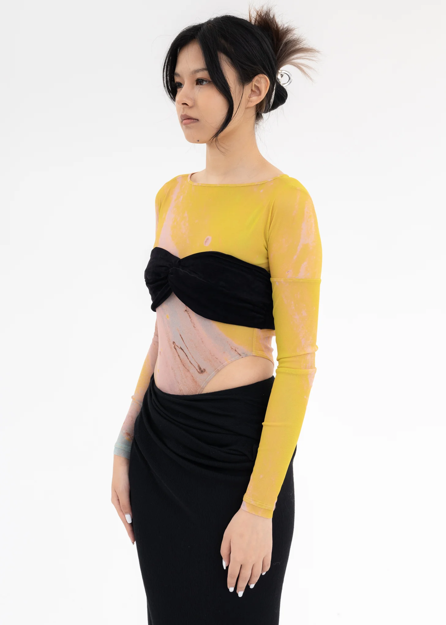 Black Twisted Velvet Bra Top - Image 4