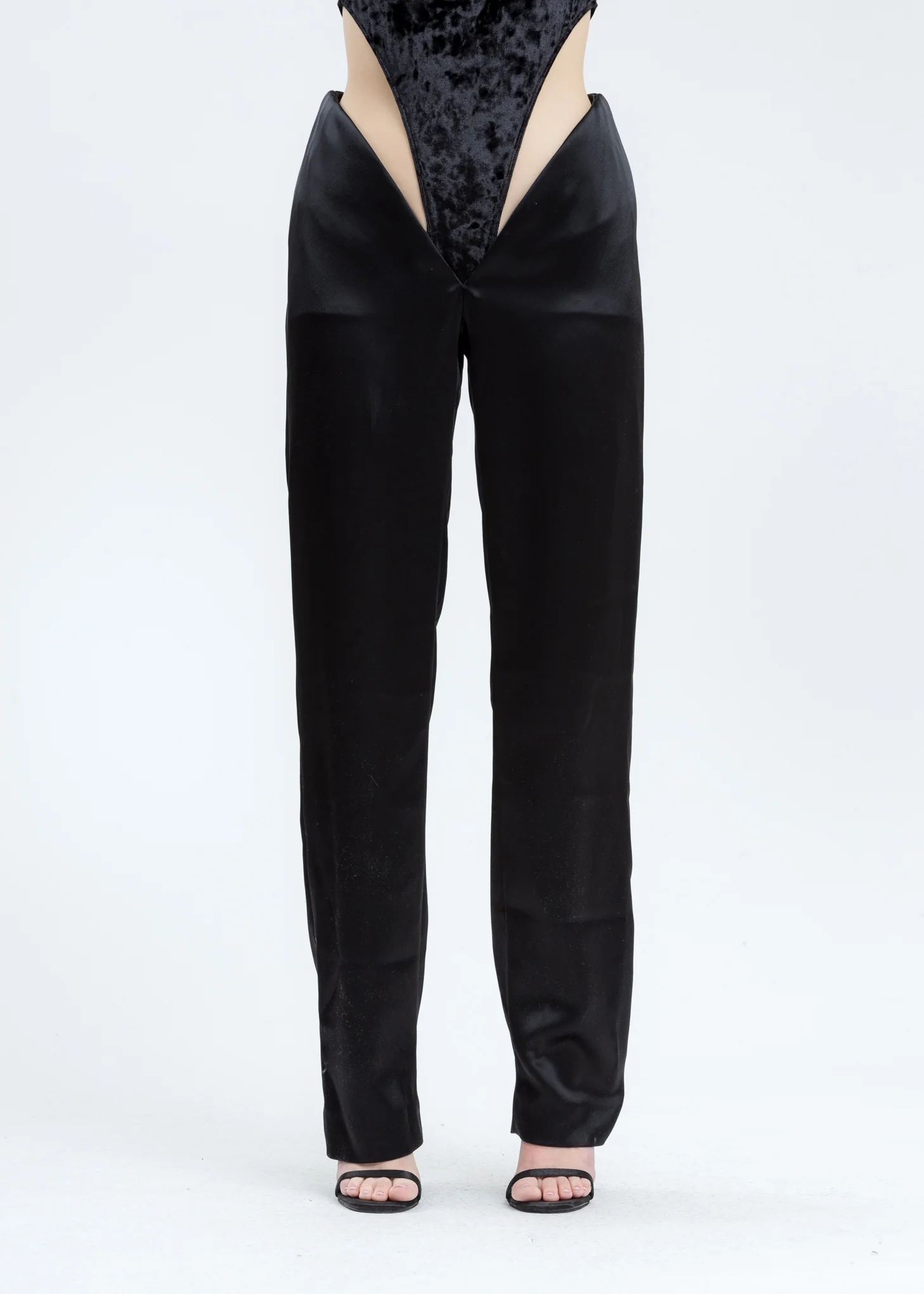 Black V Pant - Image 2
